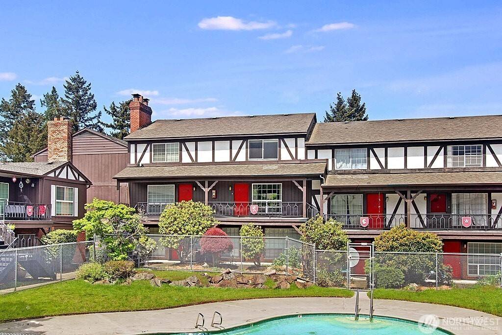 Seatac, WA 98188,3425 S 176th St #277