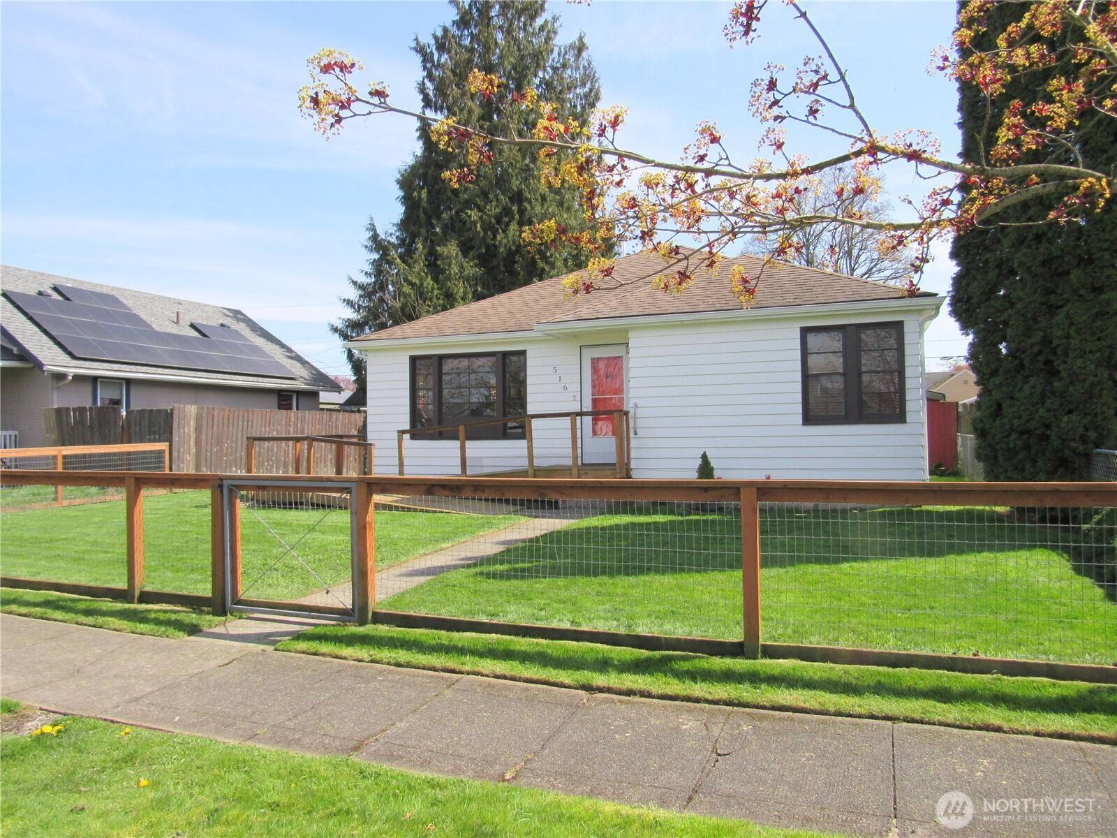 Longview, WA 98632,516 21st AVE