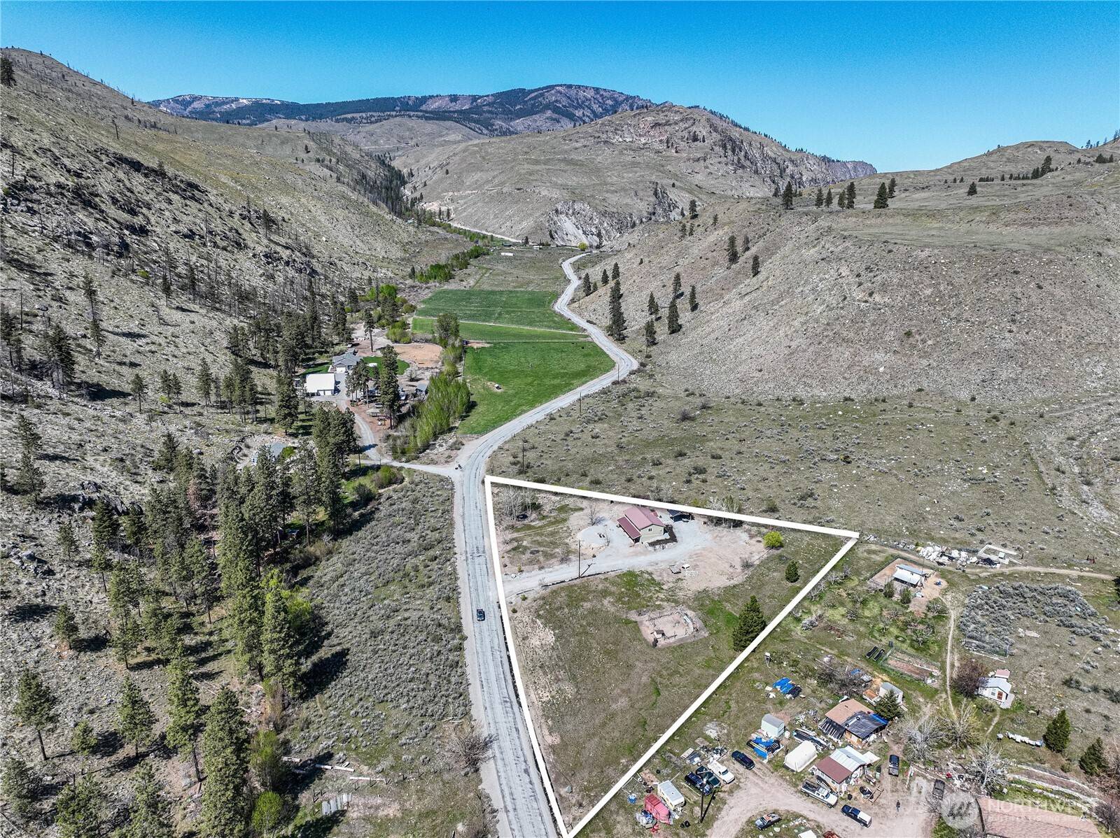 Chelan, WA 98816,955 Antoine Creek RD