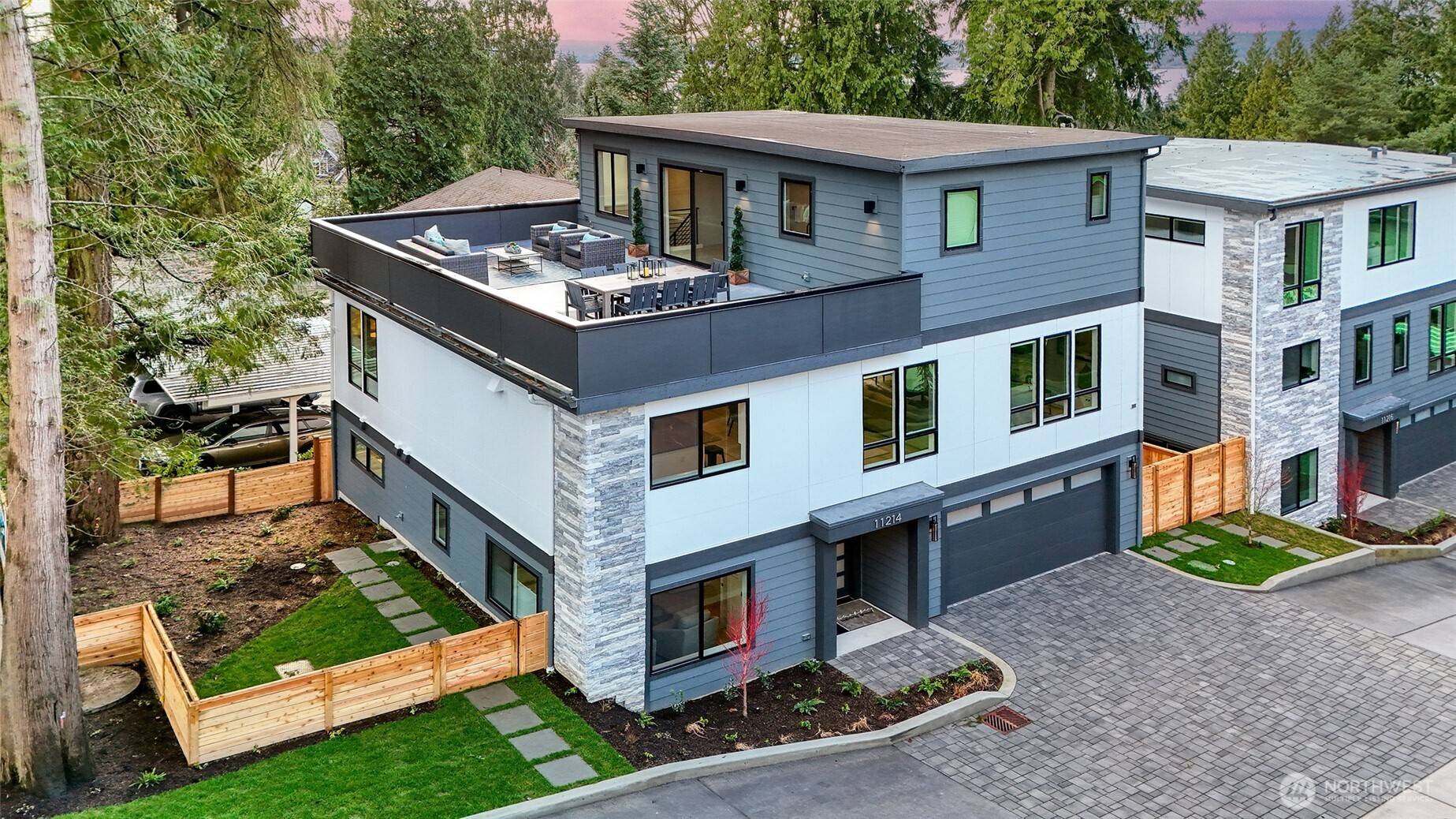 Kirkland, WA 98033,11214 NE 67th ST
