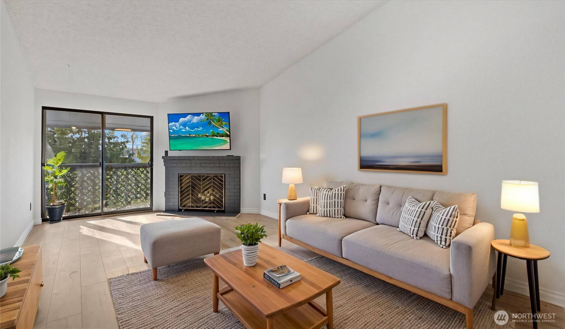Auburn, WA 98002,3408 I ST NE #M303
