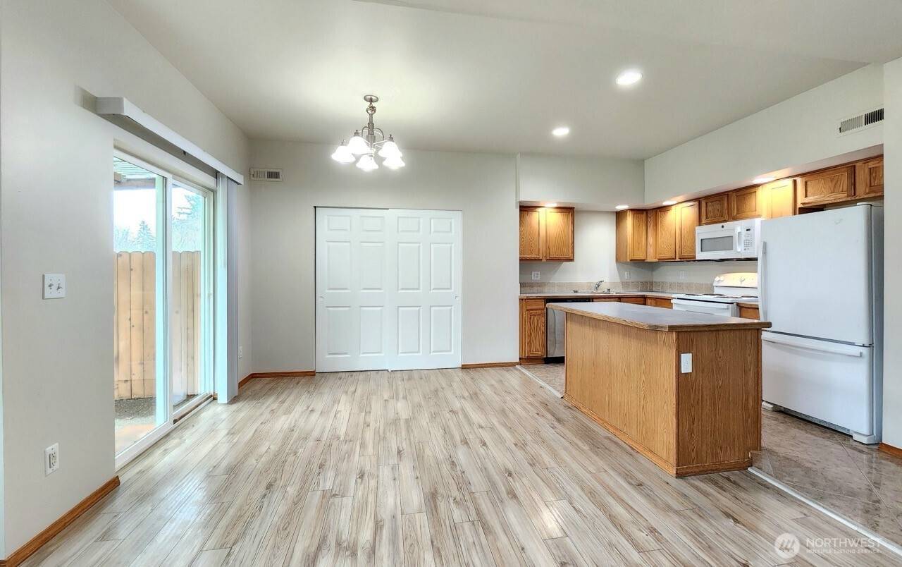 Everett, WA 98204,7 107th ST SW