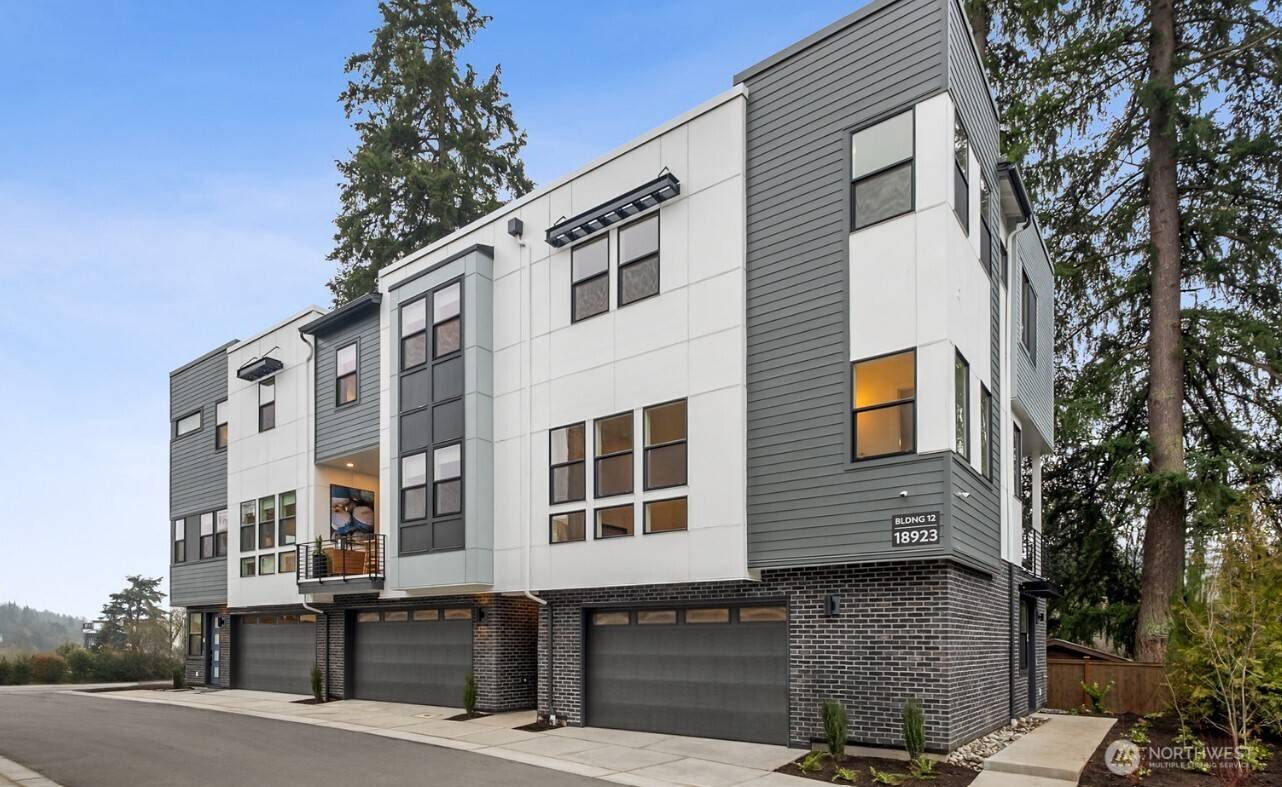 Bothell, WA 98011,18808 NE 99th CT NE #A
