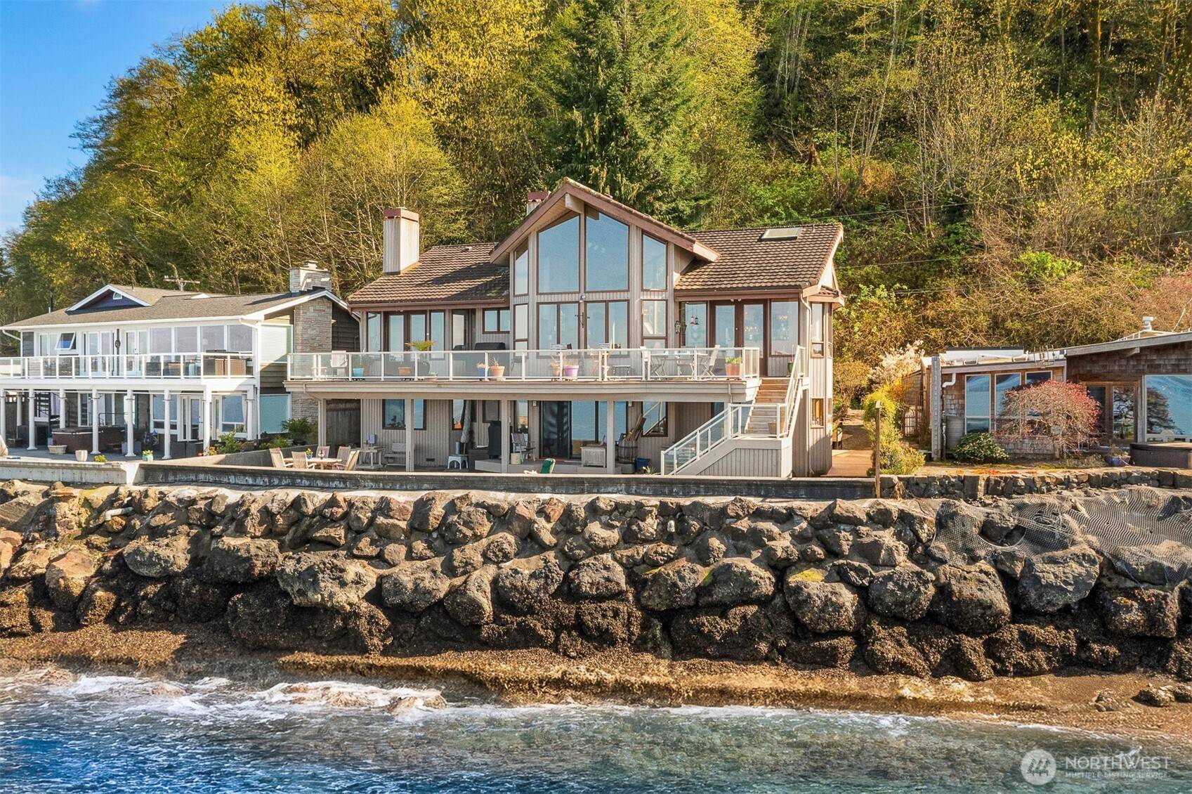 Vashon, WA 98070,10885 Point Vashon DR SW