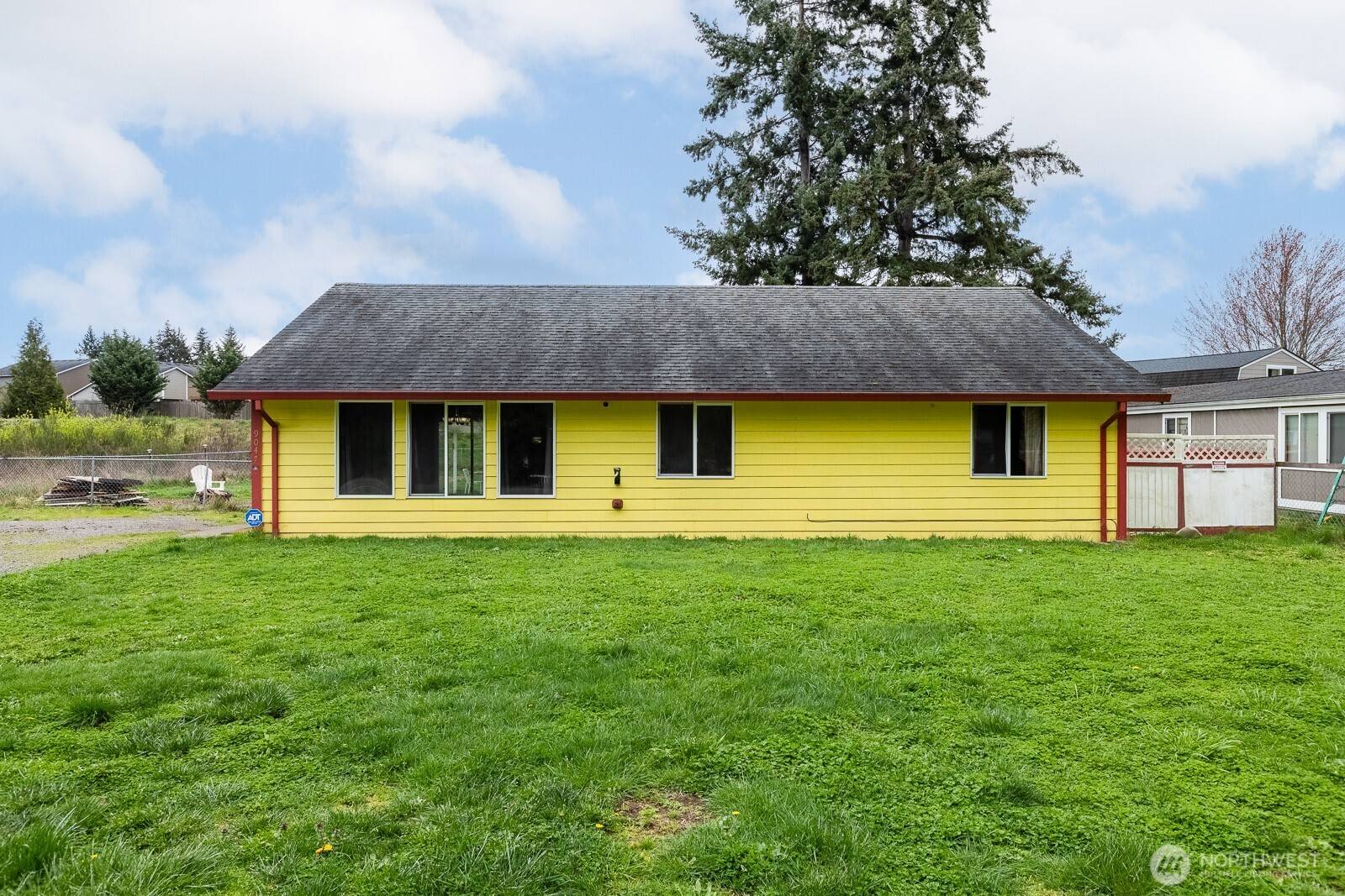 Yelm, WA 98597,9047 Pepperidge LN SE