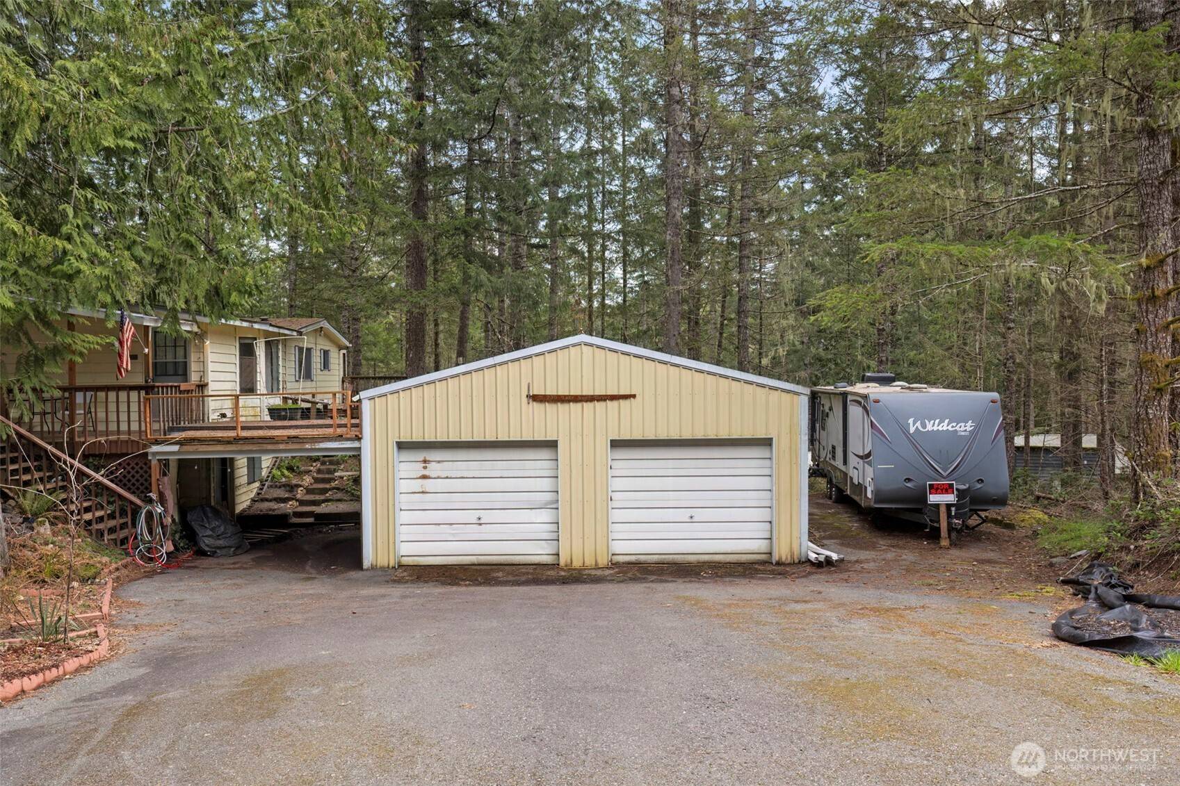 Lilliwaup, WA 98555,290 N Lake Surf DR