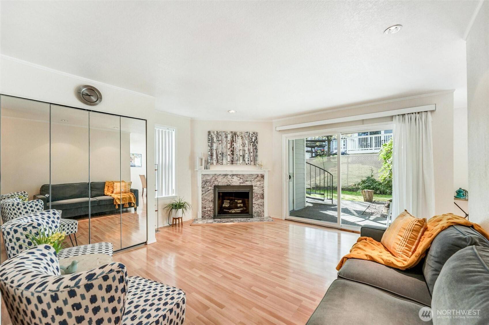 Bellevue, WA 98006,4208 Factoria BLVD SE #C1