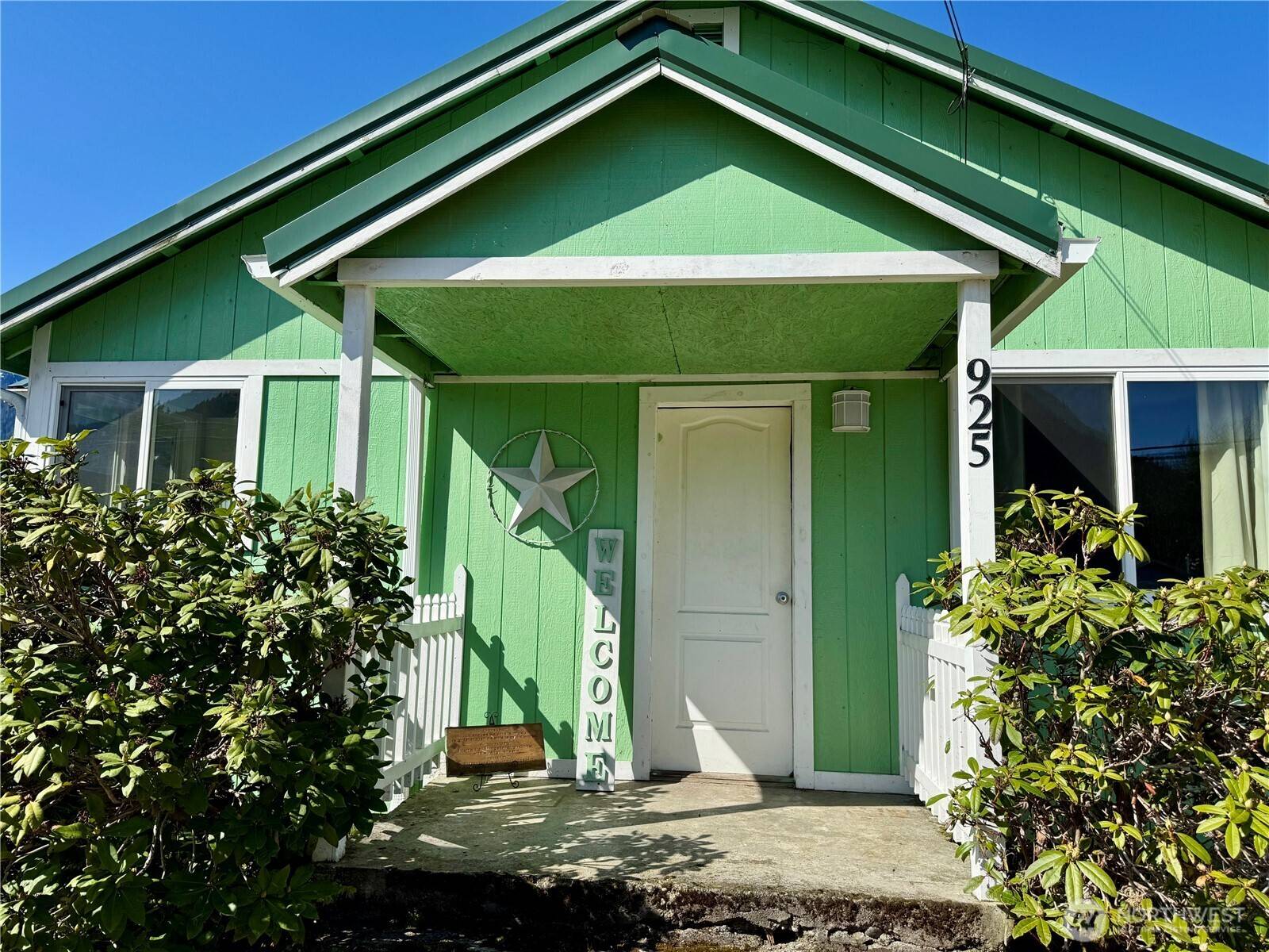 Darrington, WA 98241,925 Montague AVE