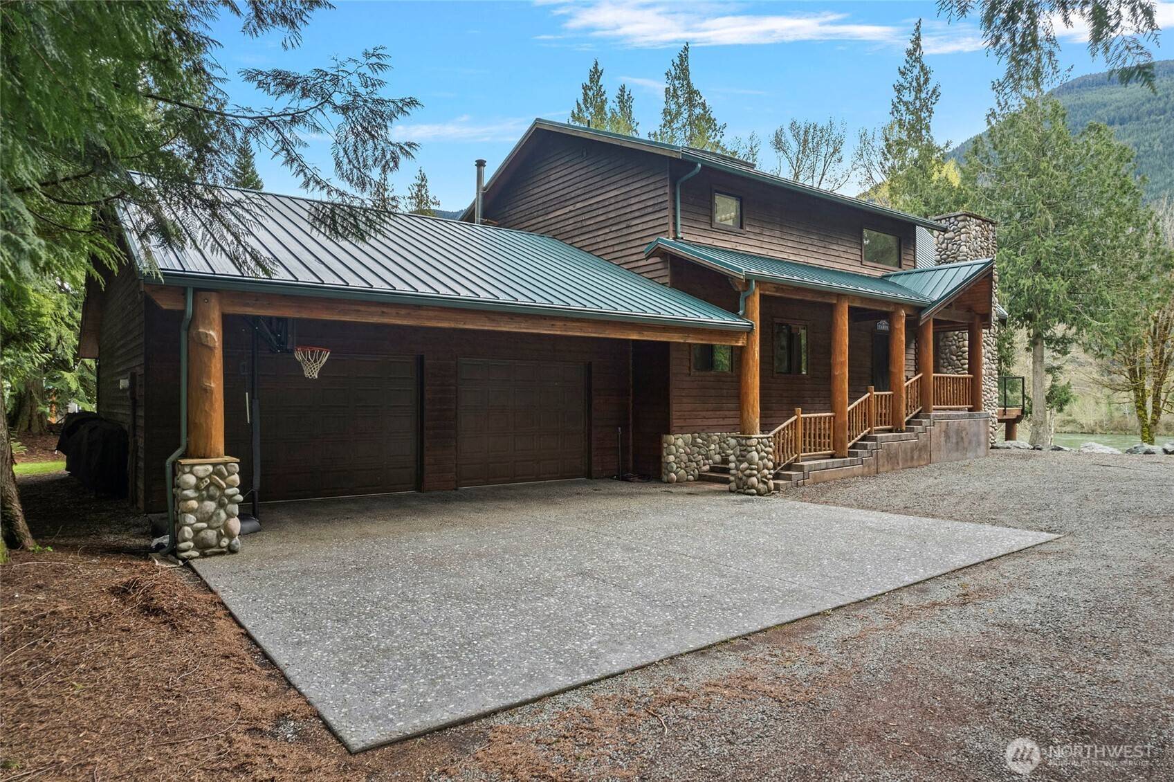 Concrete, WA 98237,37914 Theo LN