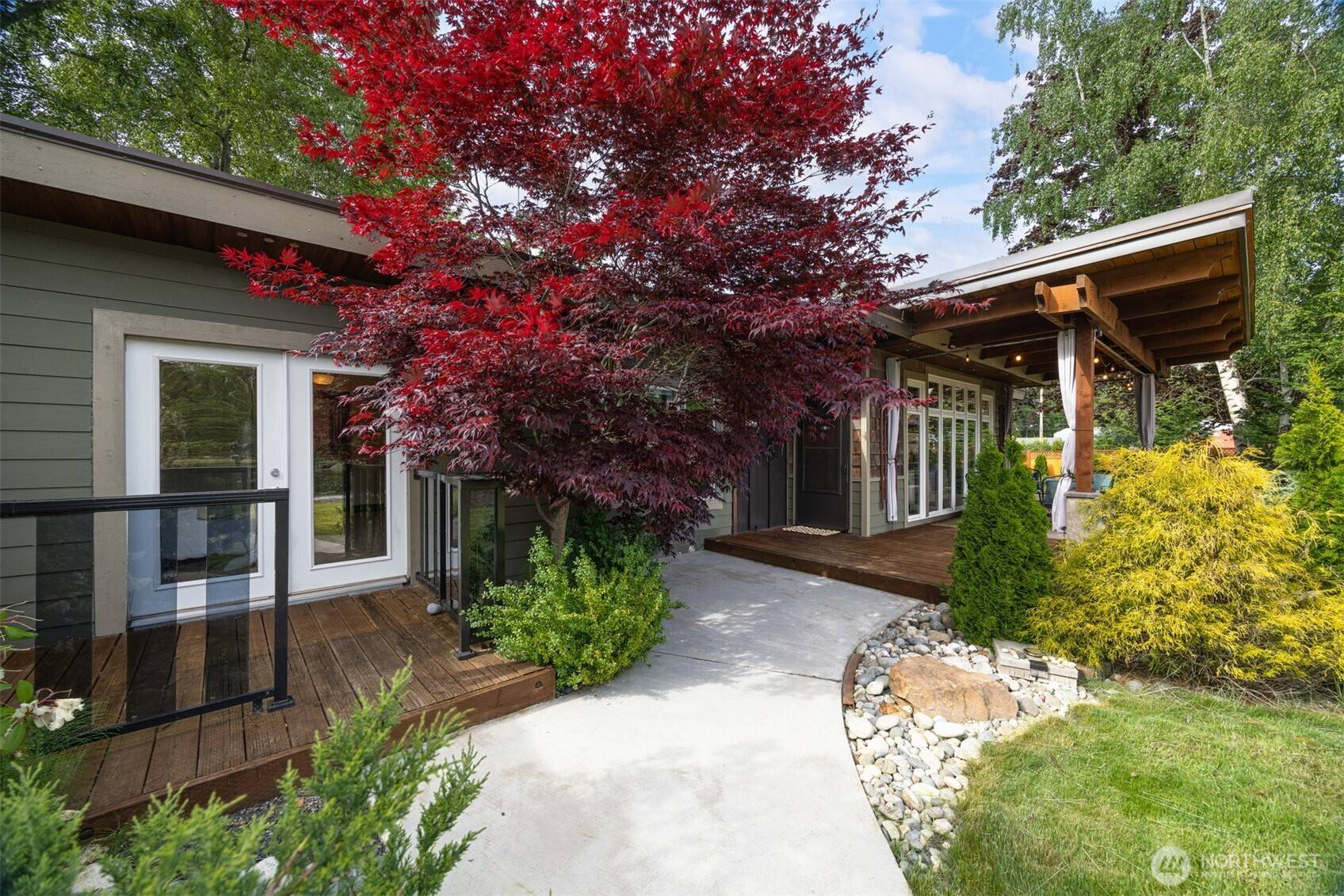 Bellingham, WA 98226,4449 Northwest DR
