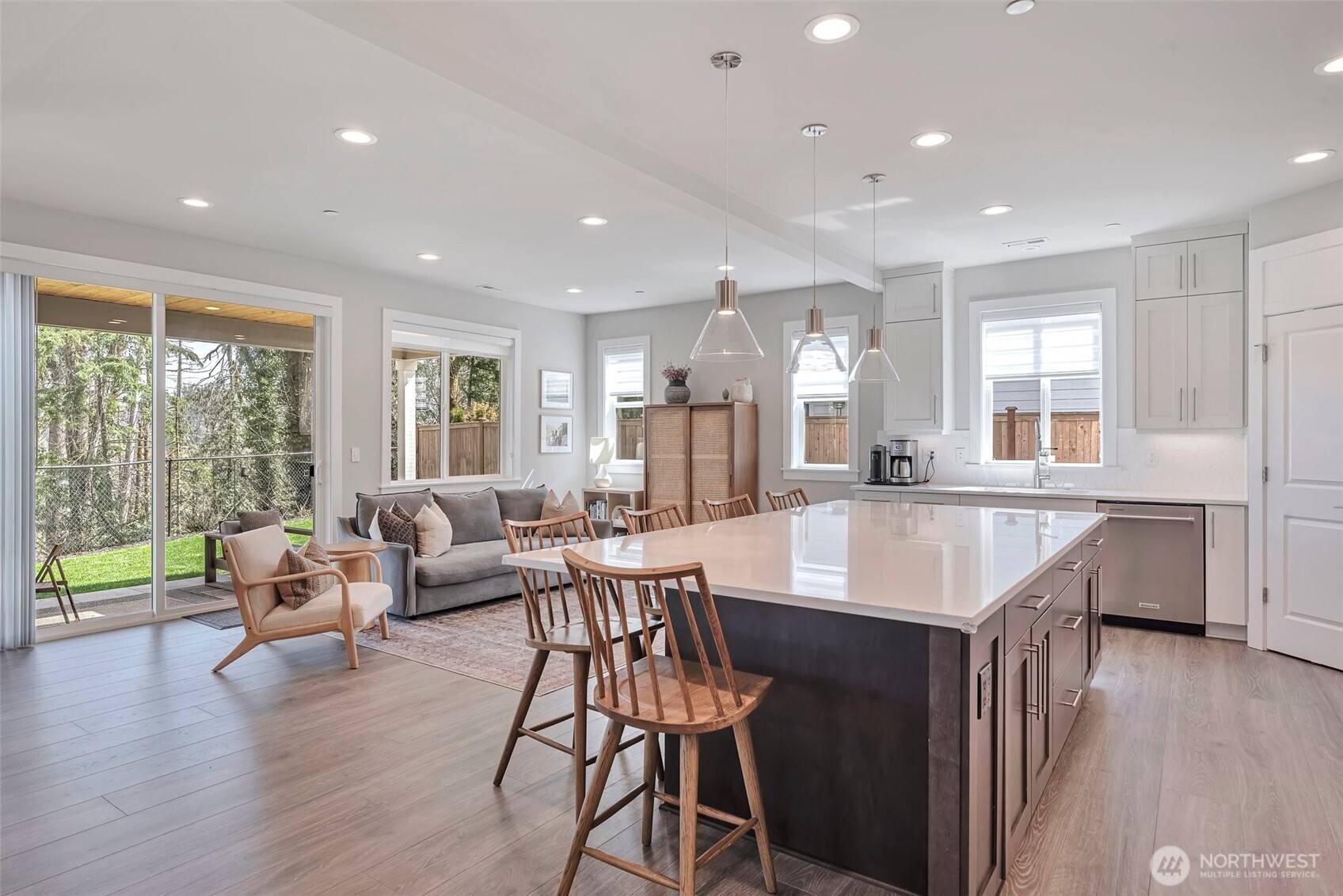 Issaquah, WA 98027,974 NW Pickering ST