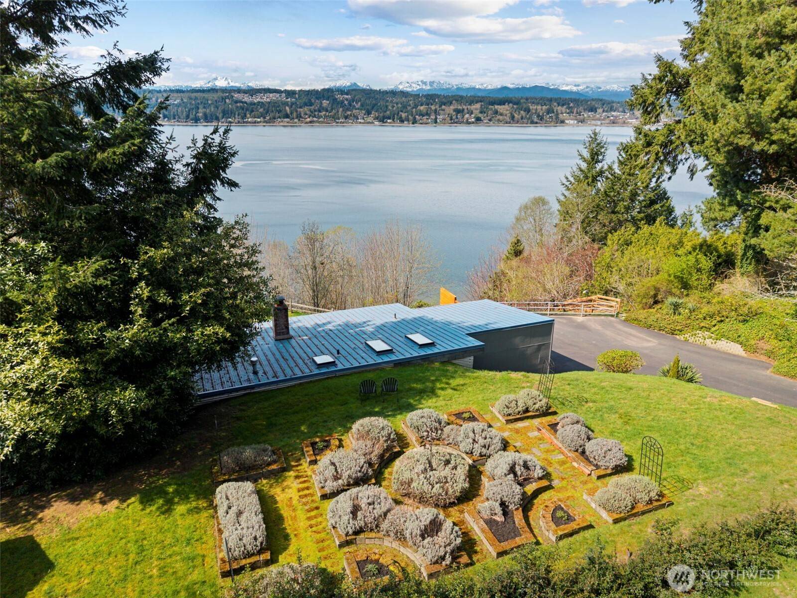 Bremerton, WA 98311,1667 NW Eagle Bluff LN