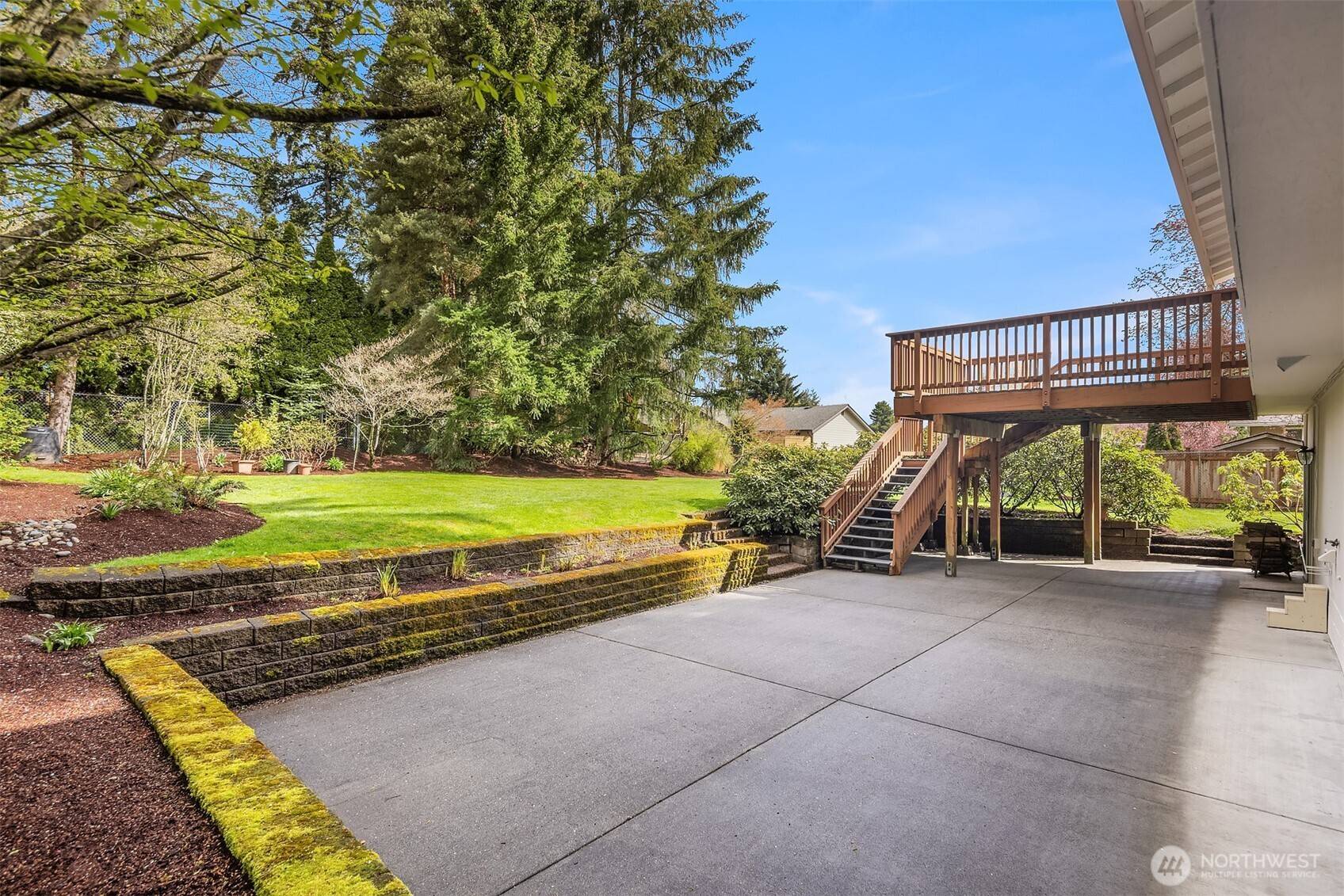 Kirkland, WA 98034,8436 NE 143rd ST