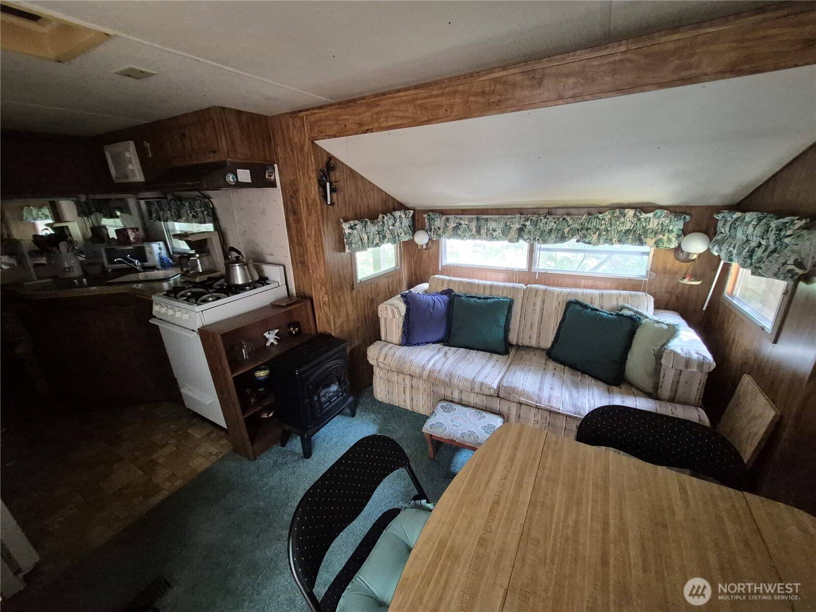 Sumas, WA 98295,1182 Exit RD