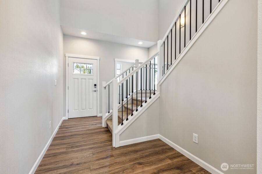 Kent, WA 98032,27023 30th PL S #18