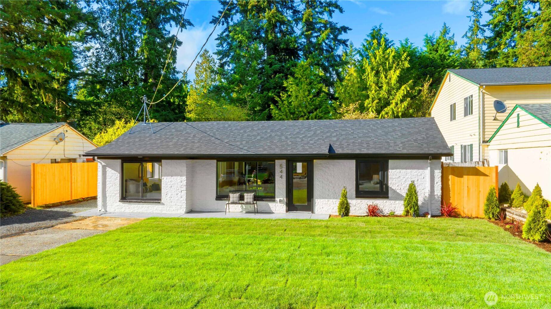 Shoreline, WA 98133,544 N 167th ST