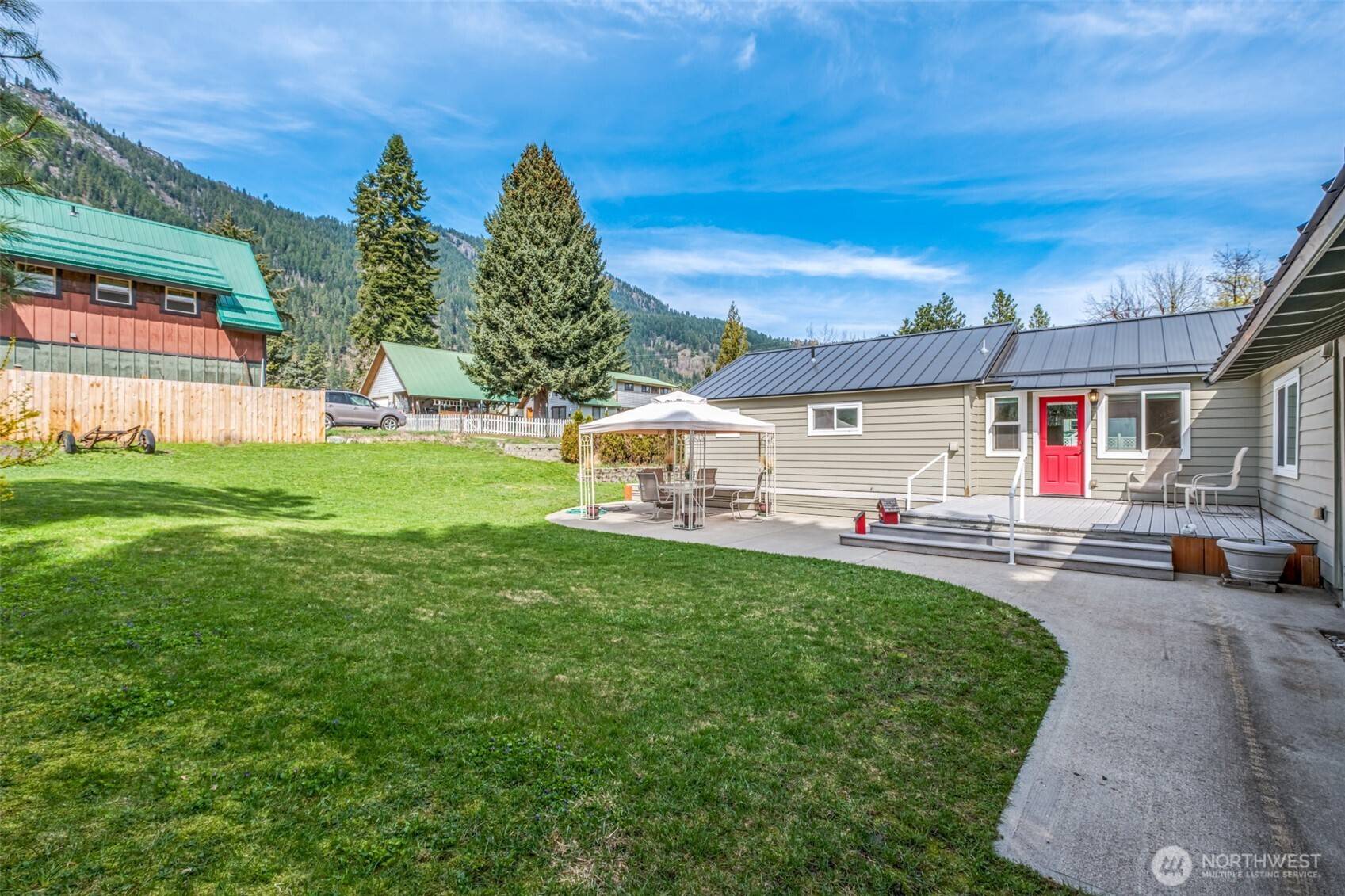 Leavenworth, WA 98826,147 Ski Hill Drive