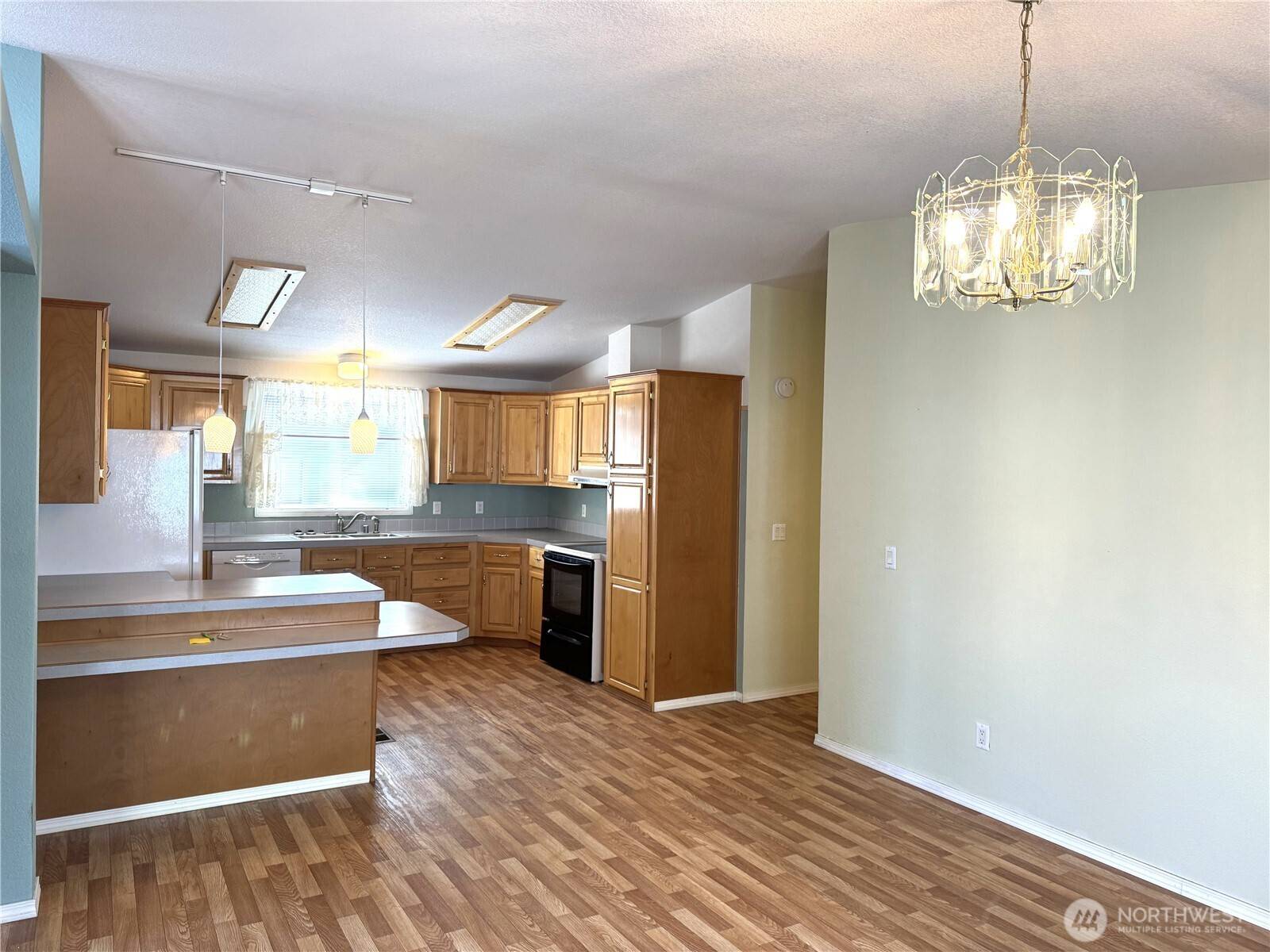 Moses Lake, WA 98837,3010 W Peninsula DR #109