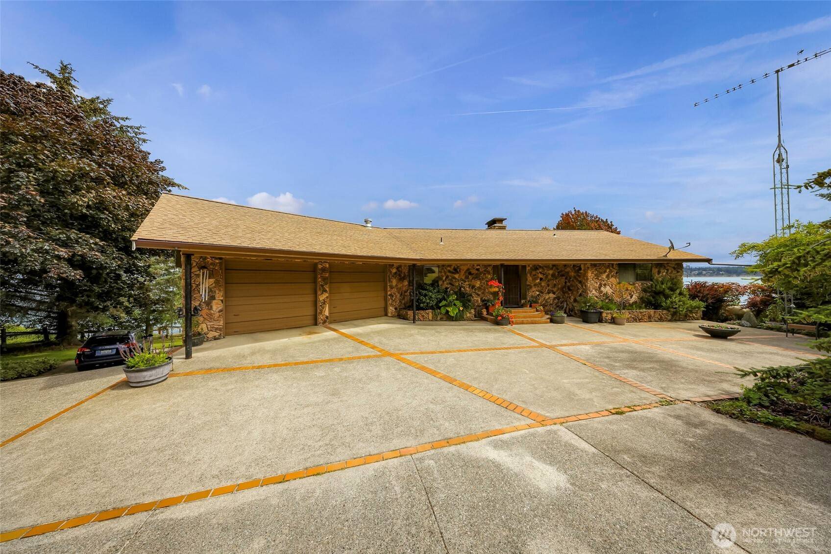 Lummi Island, WA 98262,2824 N Nugent RD