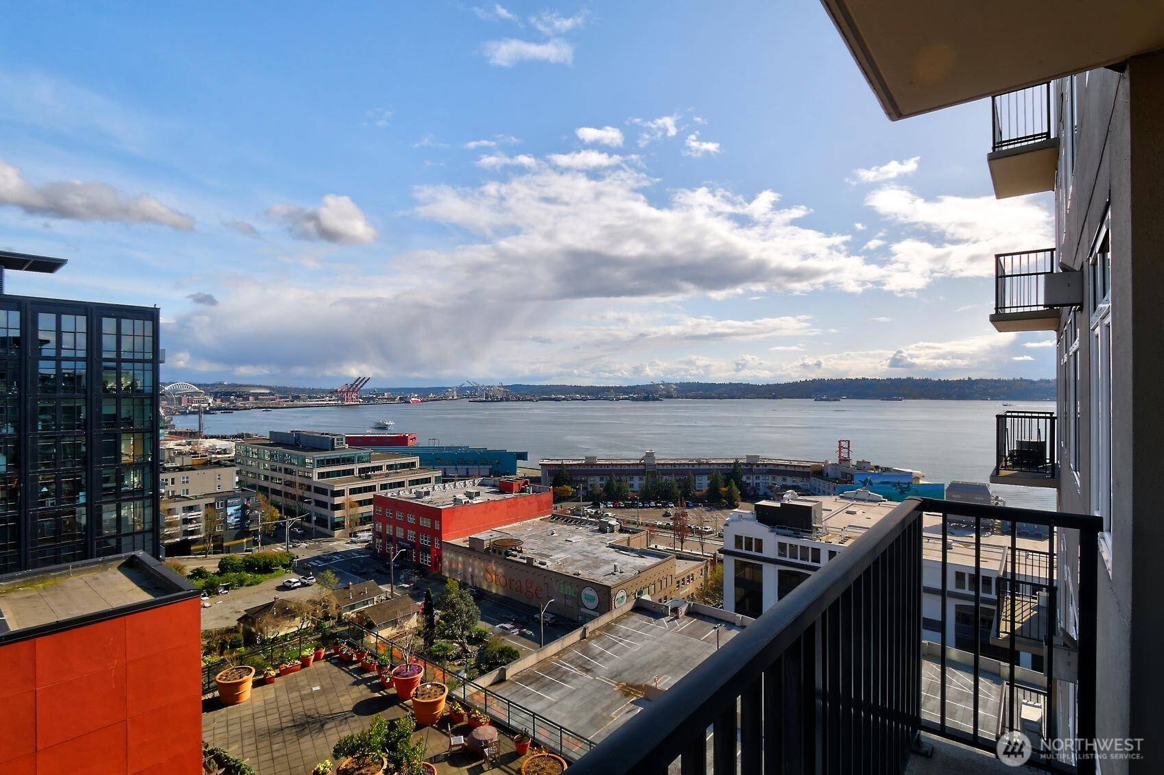 Seattle, WA 98121,2607 Western AVE #1003