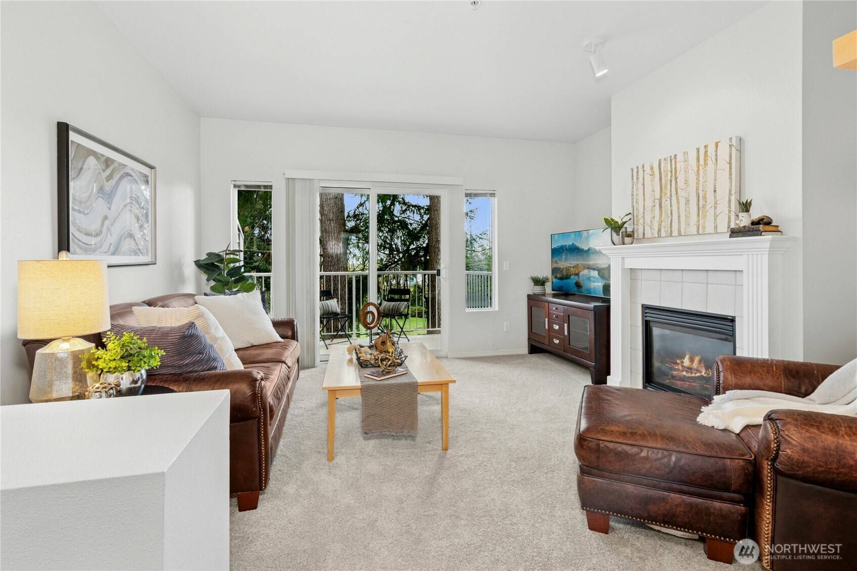 Bothell, WA 98011,11821 NE 162nd CT #4-2