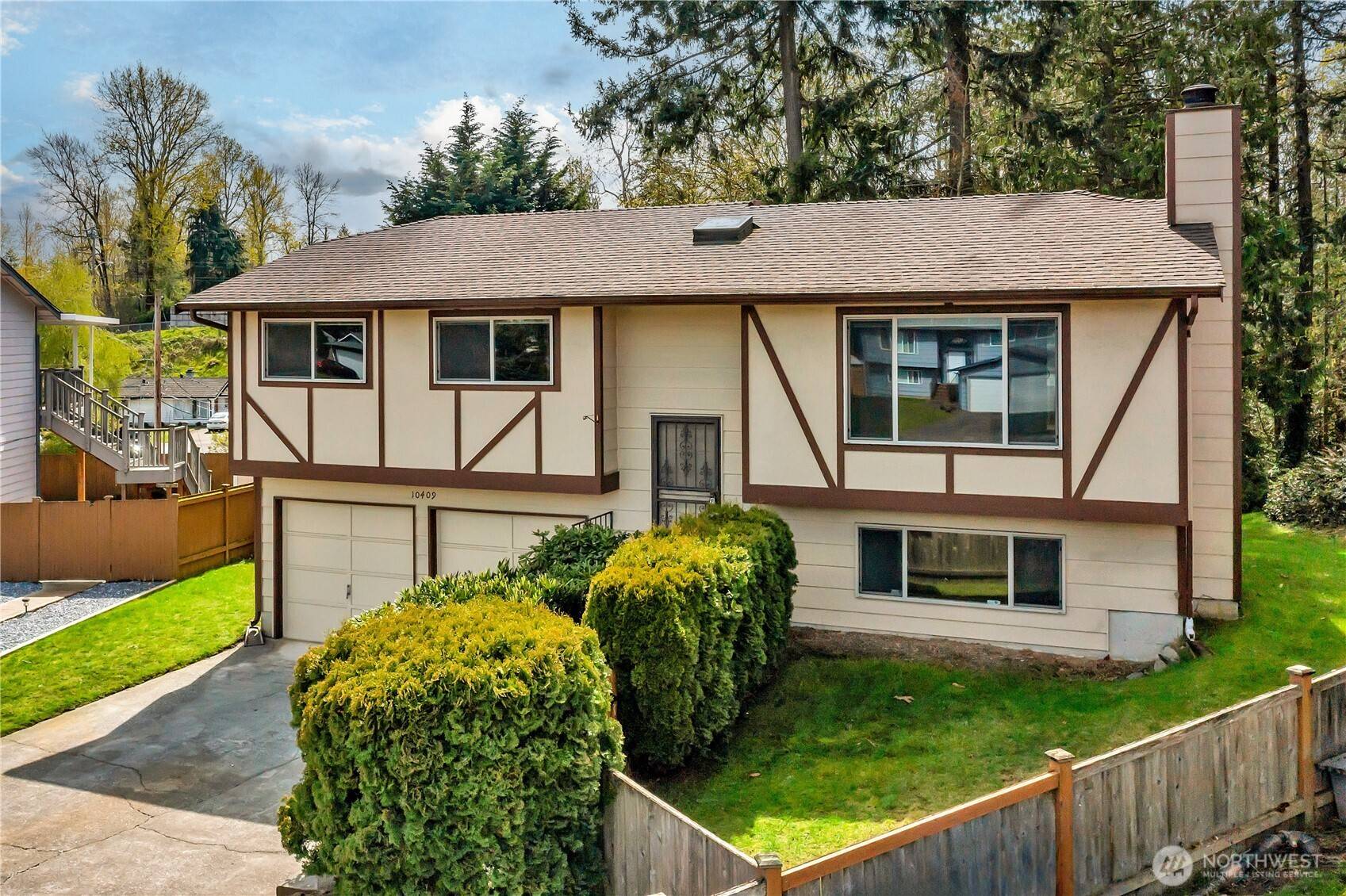 Kent, WA 98031,10409 SE 206th PL