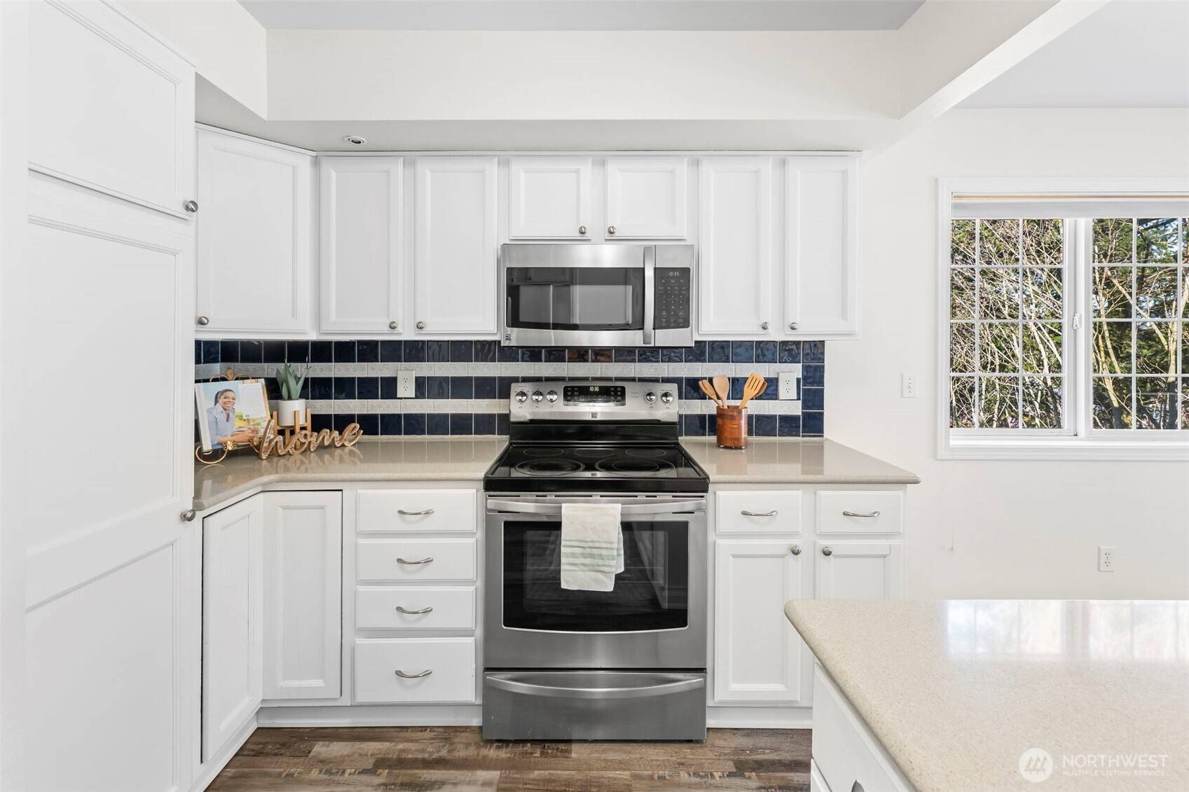 Fircrest, WA 98466,4001 Flora DR
