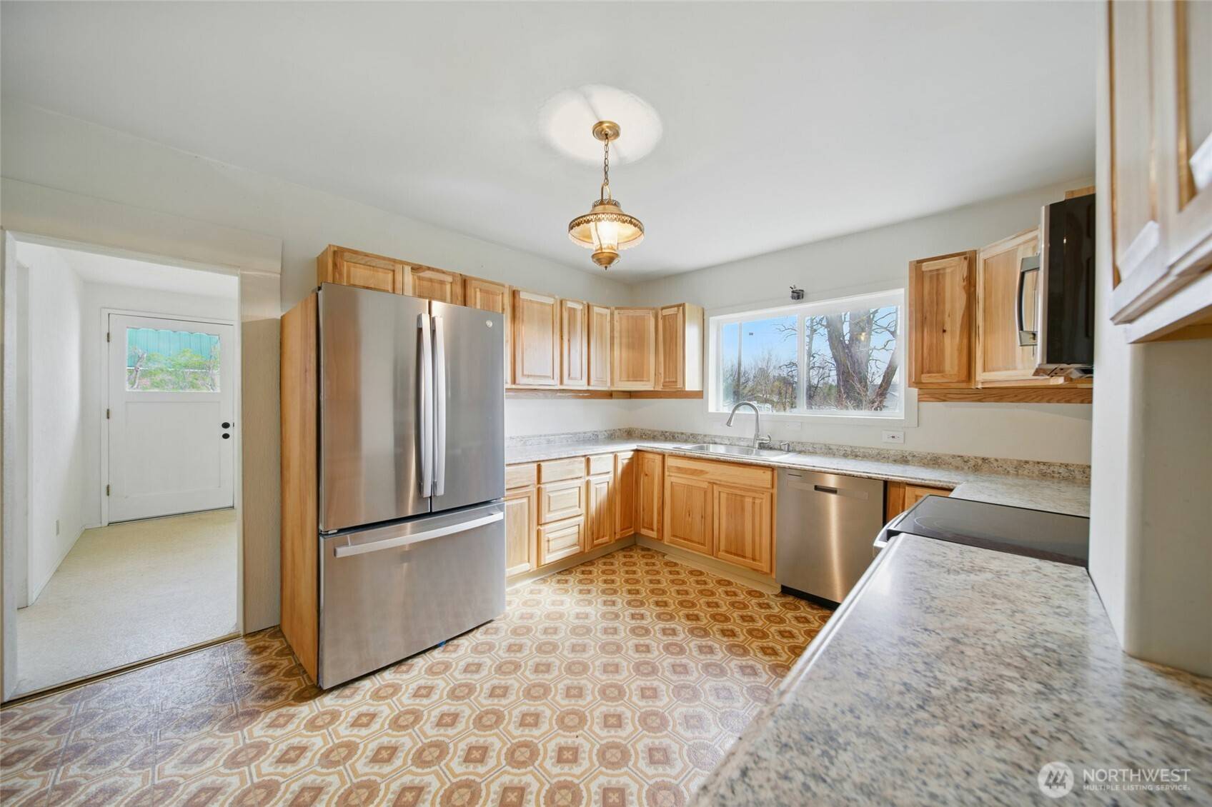 Adams, OR 97810,320 College ST