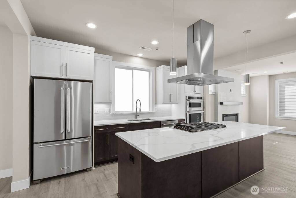 Woodinville, WA 98072,13262 NE 143rd CT #33
