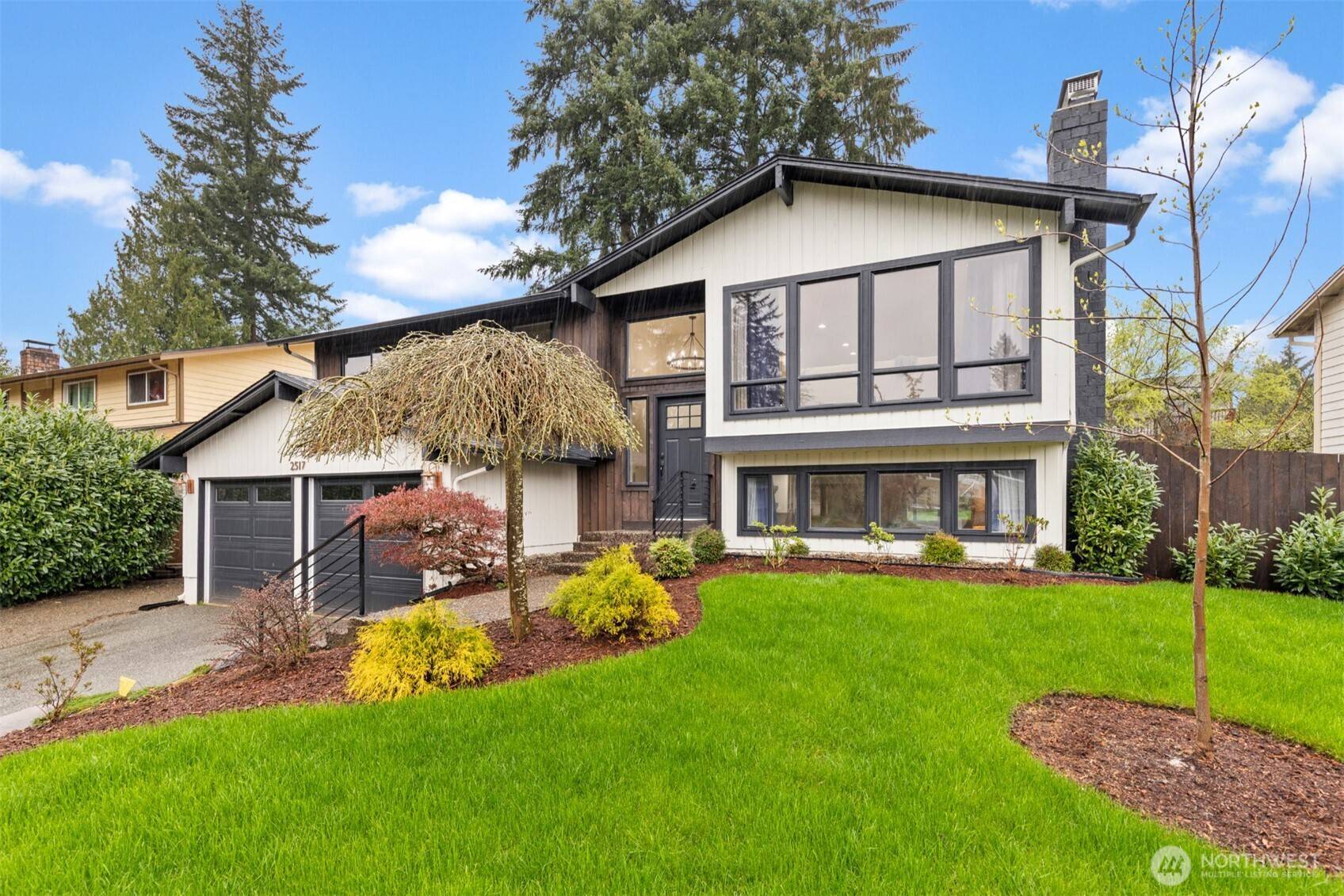 Bothell, WA 98012,2517 Valley Circle DR