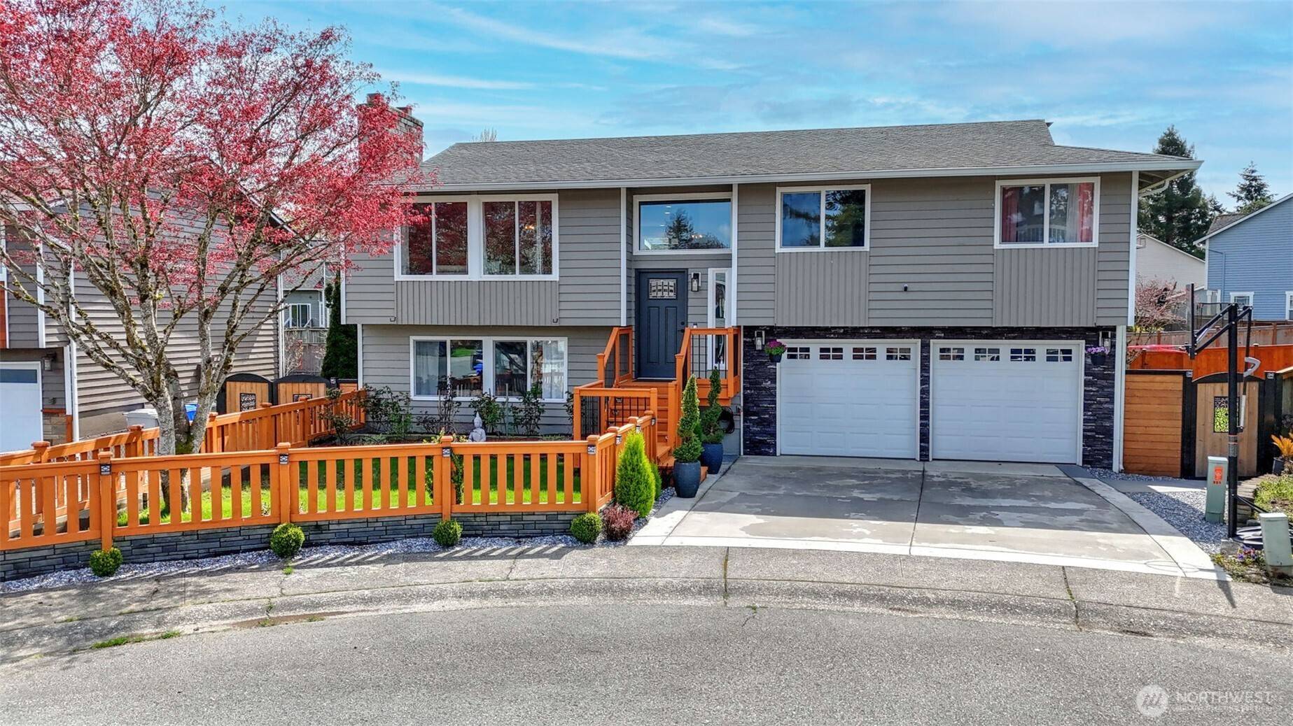 Renton, WA 98059,950 Anacortes CT NE