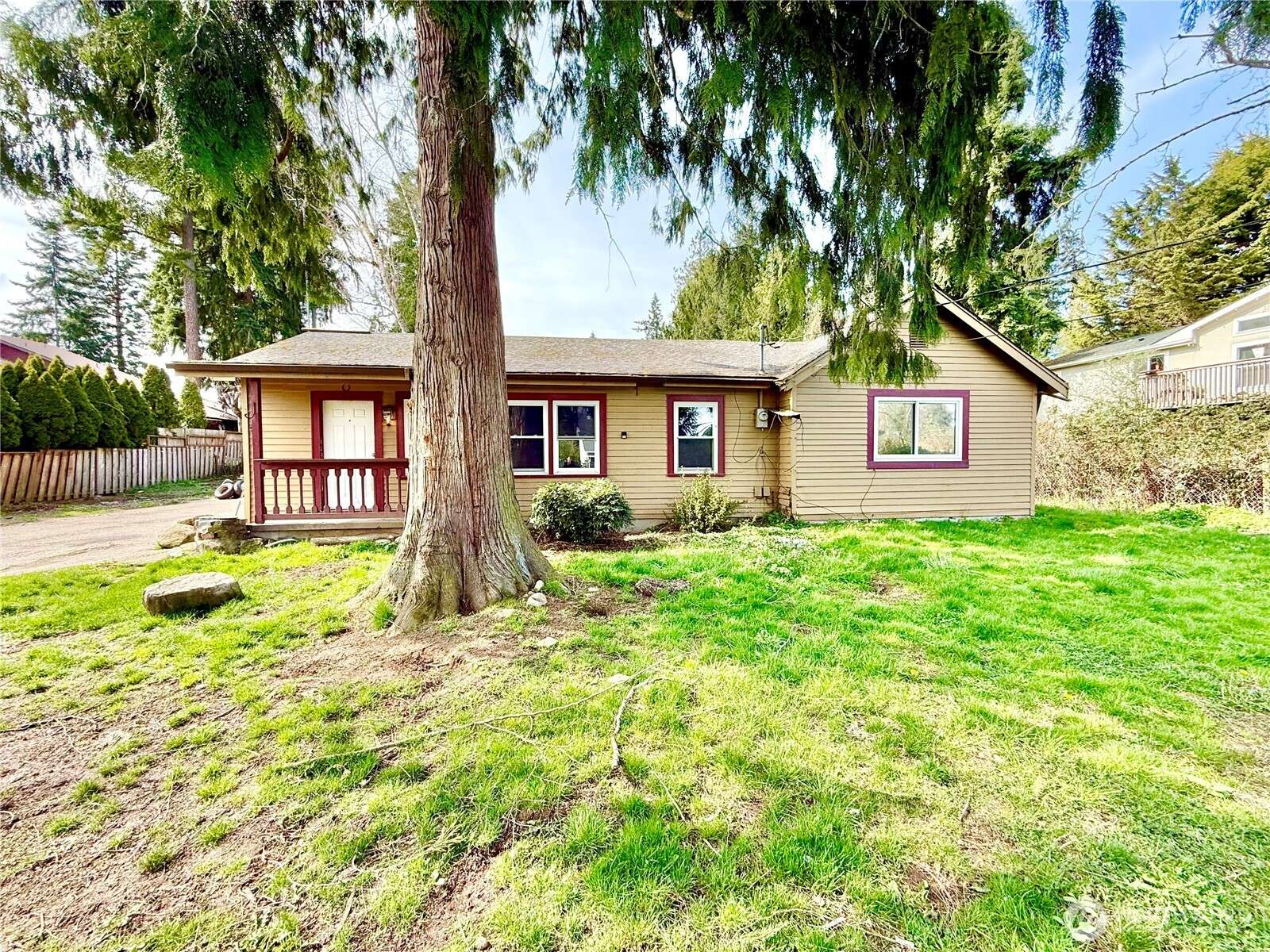 Edgewood, WA 98372,3302 119th AVE E