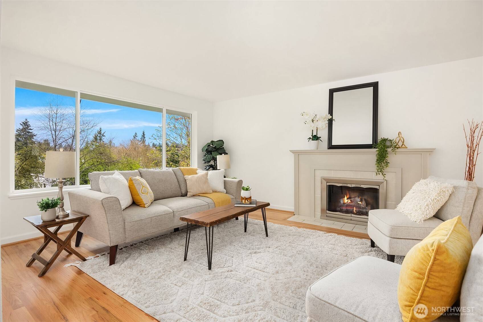 Shoreline, WA 98155,18355 11th AVE NE