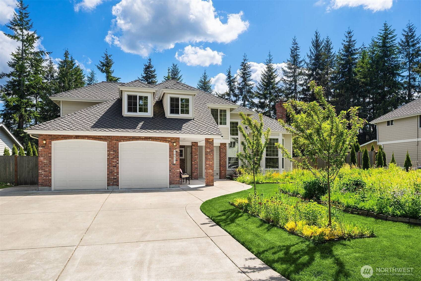 Bellevue, WA 98006,16617 SE 46th ST