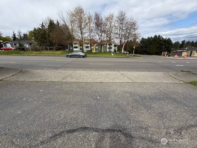Tacoma, WA 98422,6220 29th ST NE