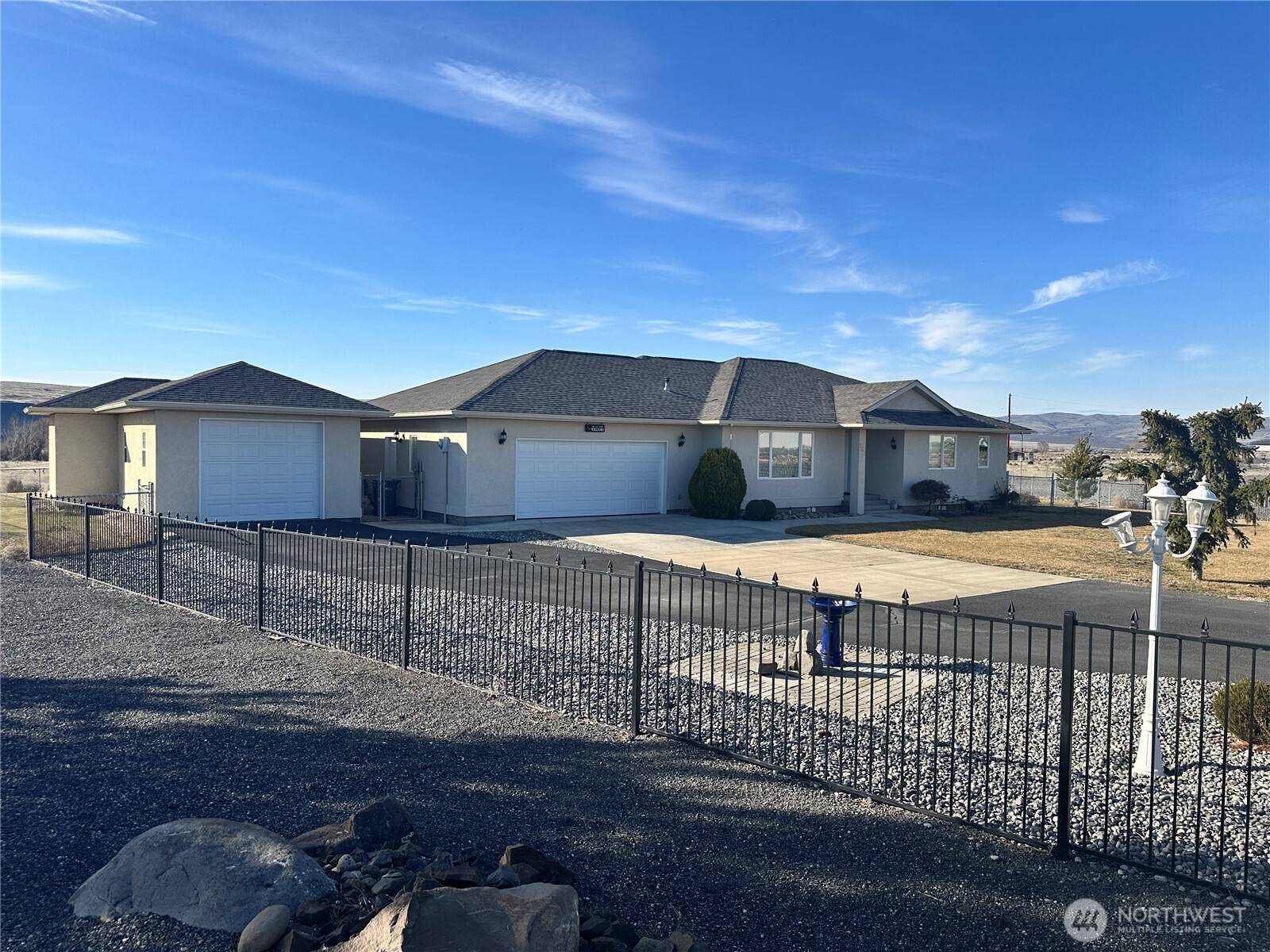 Mattawa, WA 99349,707 Ross CT SW