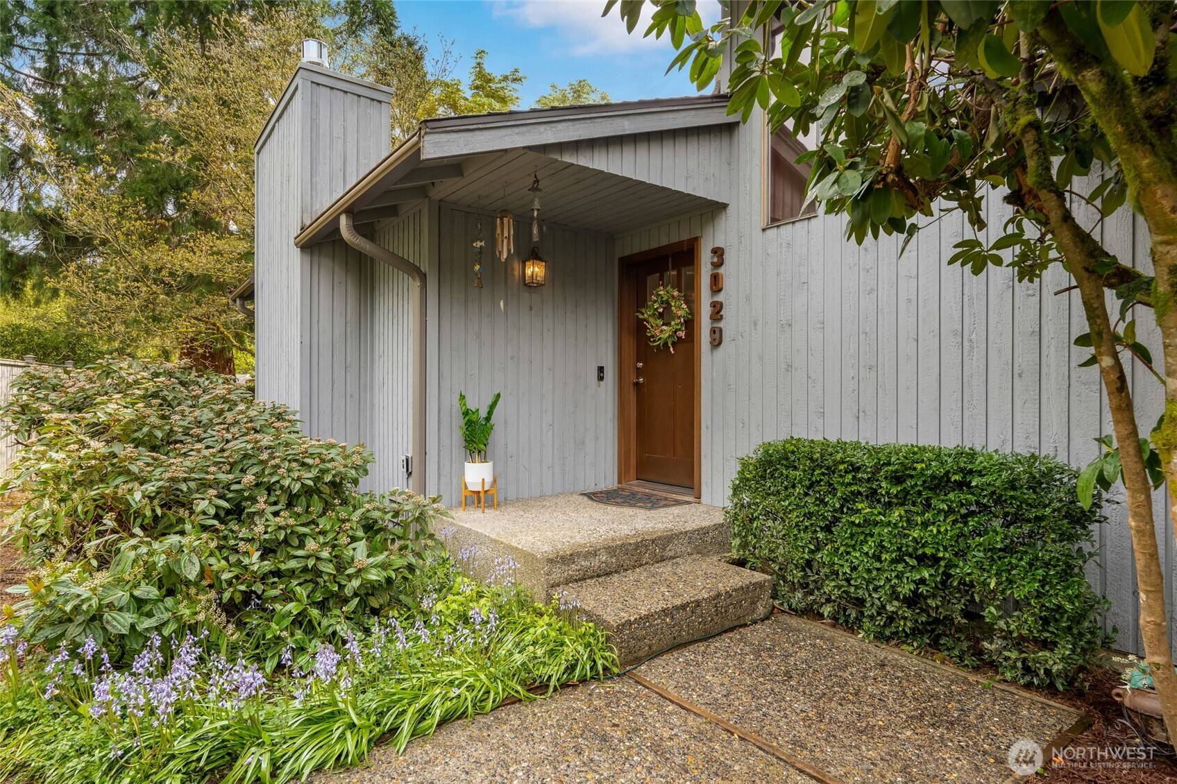 Lake Forest Park, WA 98155,3029 NE 201st PL