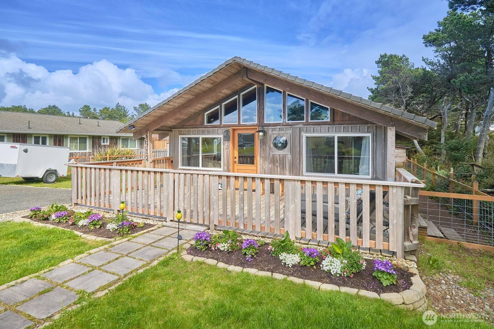 Ocean Park, WA 98640,23712 J PL