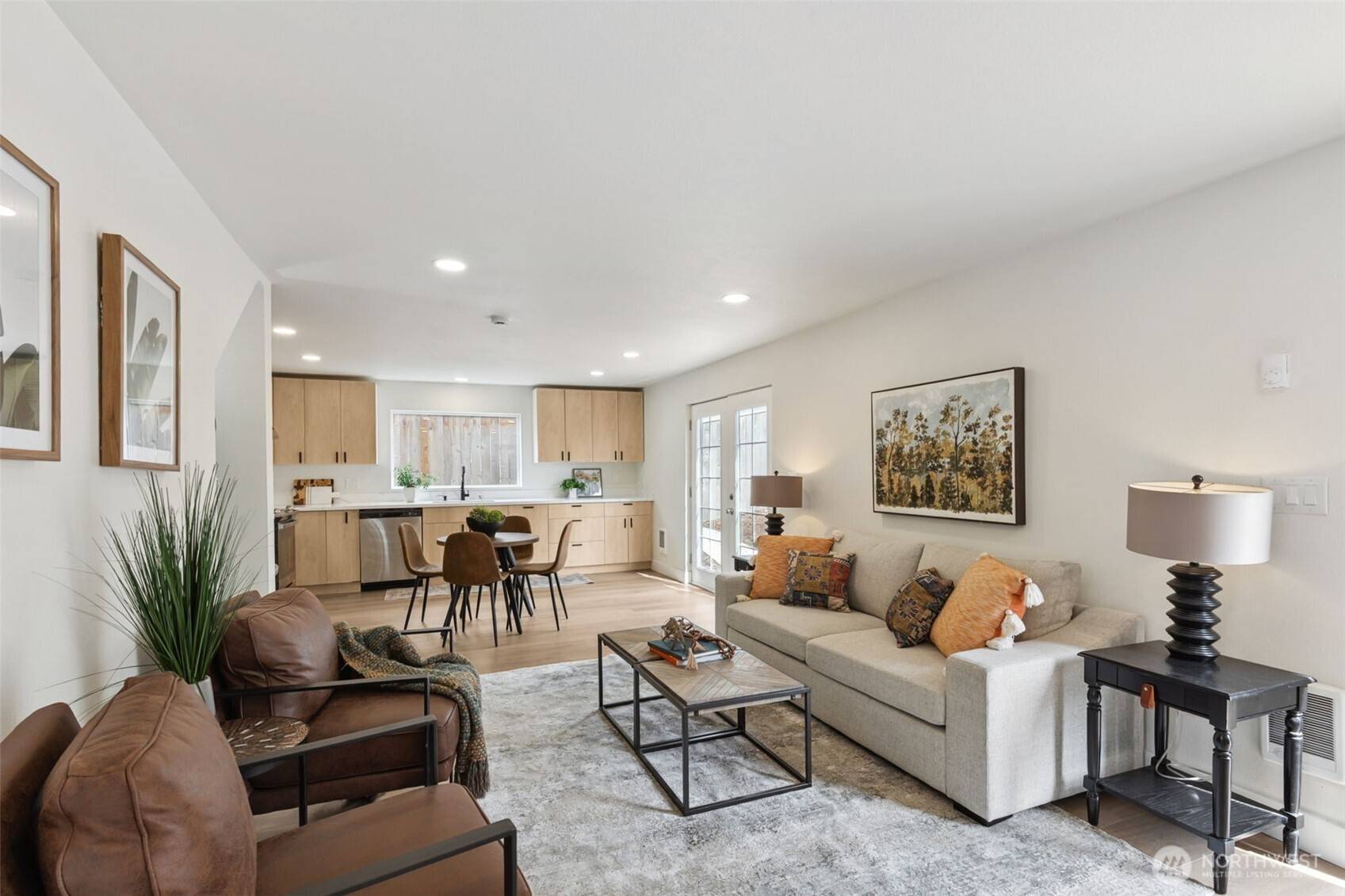 Seattle, WA 98178,11639 Beacon AVE S #2