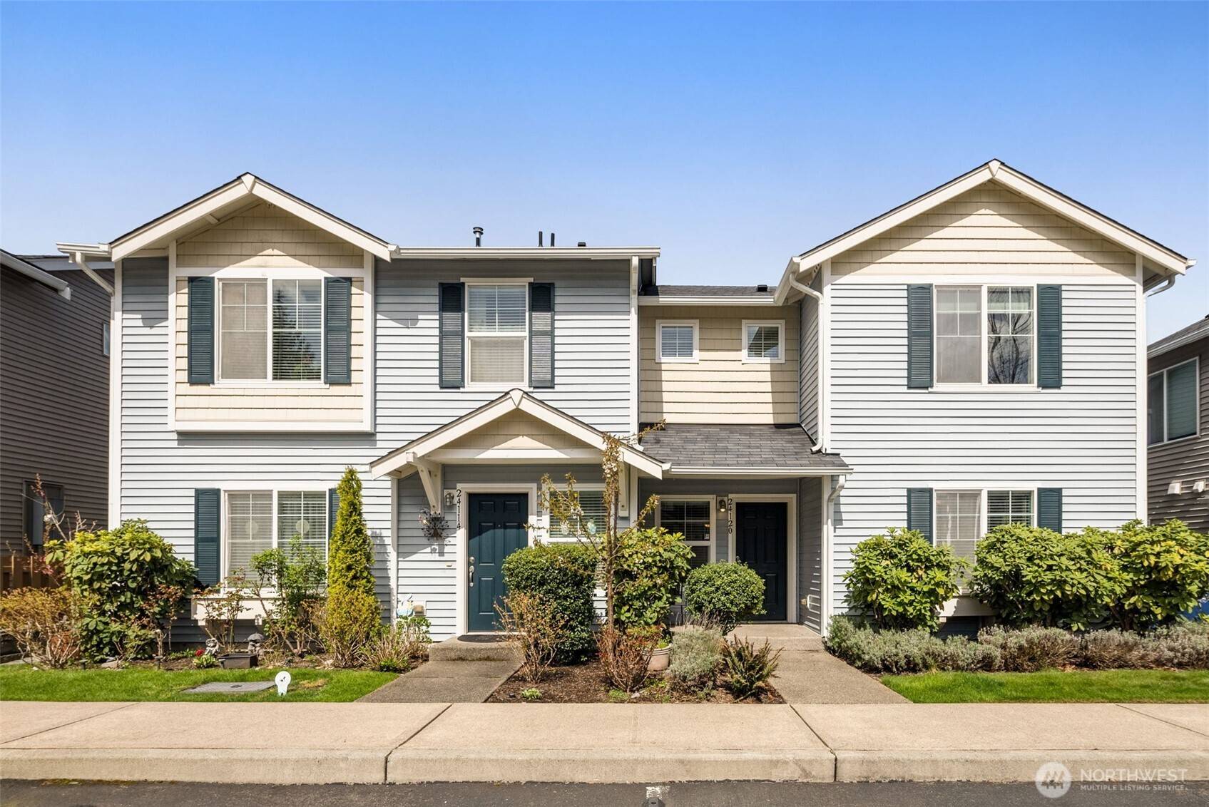 Redmond, WA 98053,24120 NE 112th LN #113
