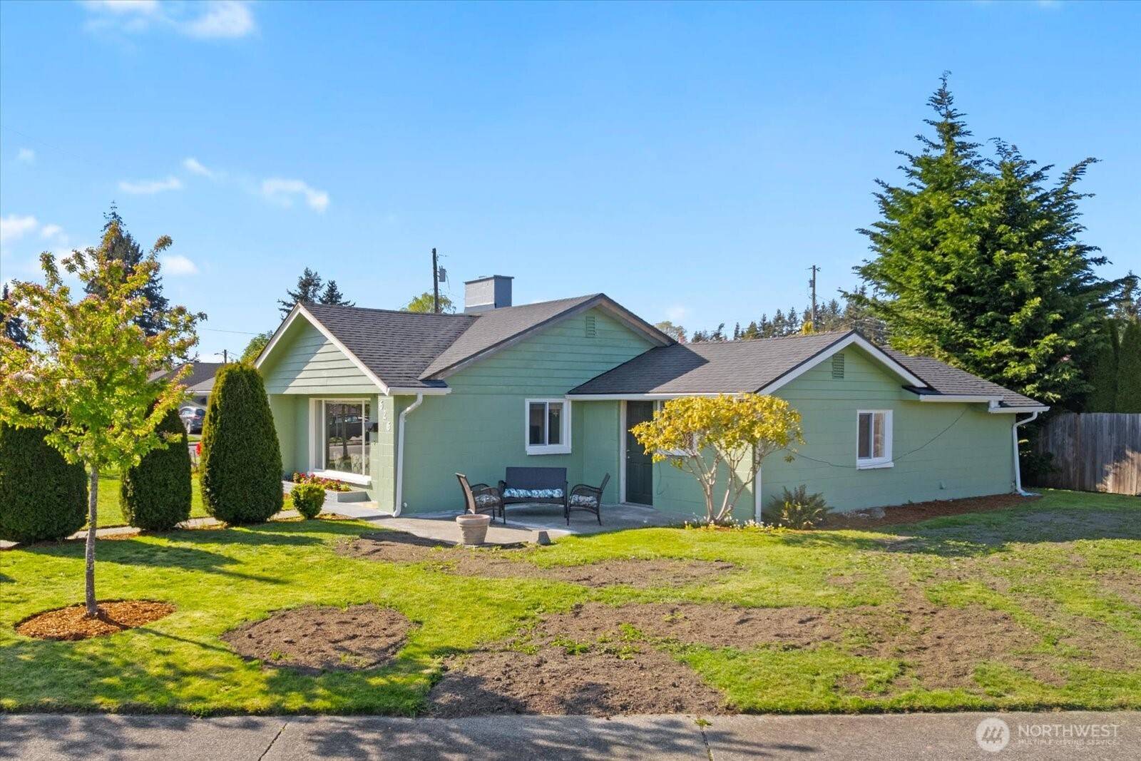 Everett, WA 98201,626 Legion Dr.