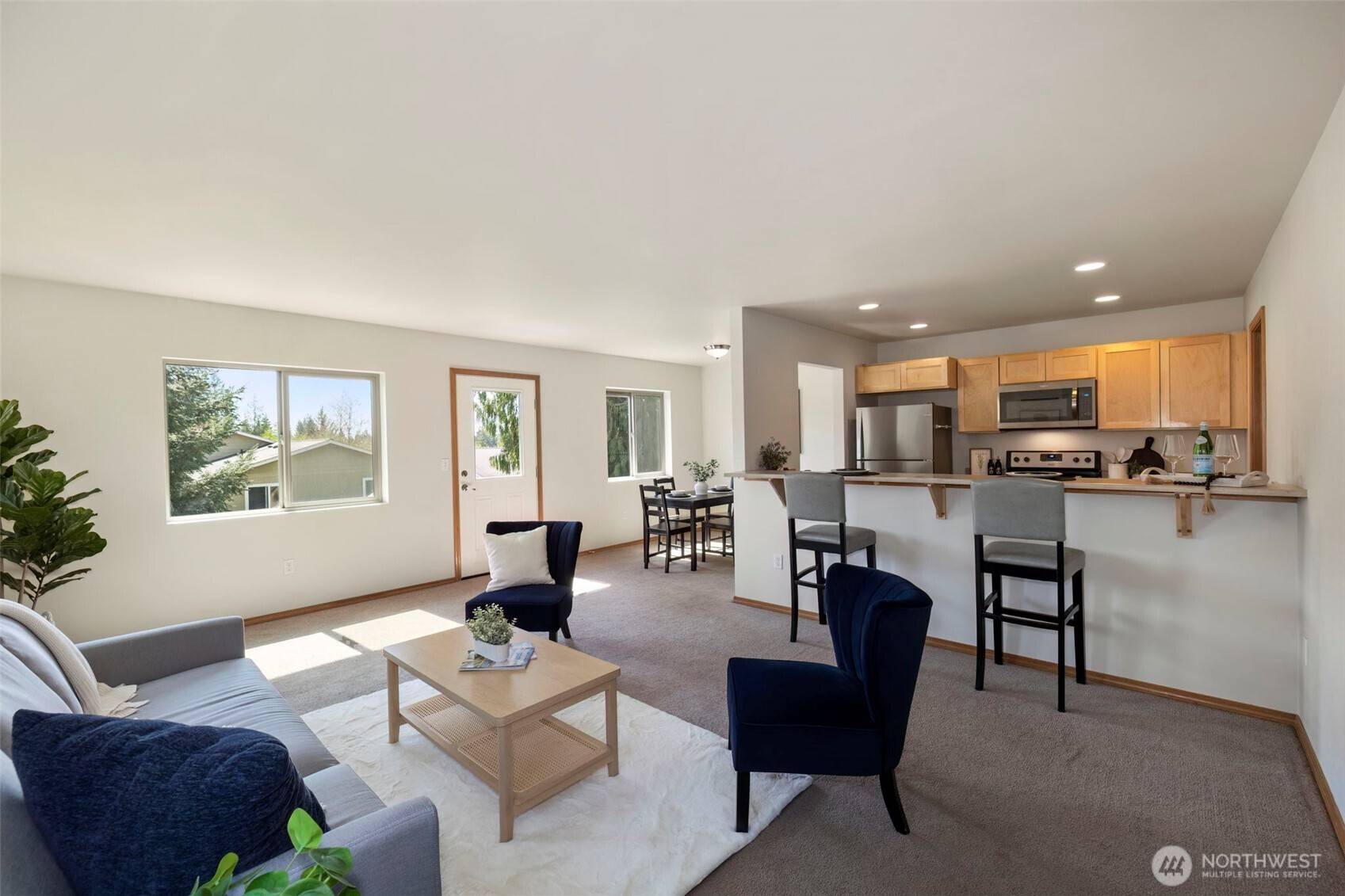 Poulsbo, WA 98370,382 NE Ohenry CT