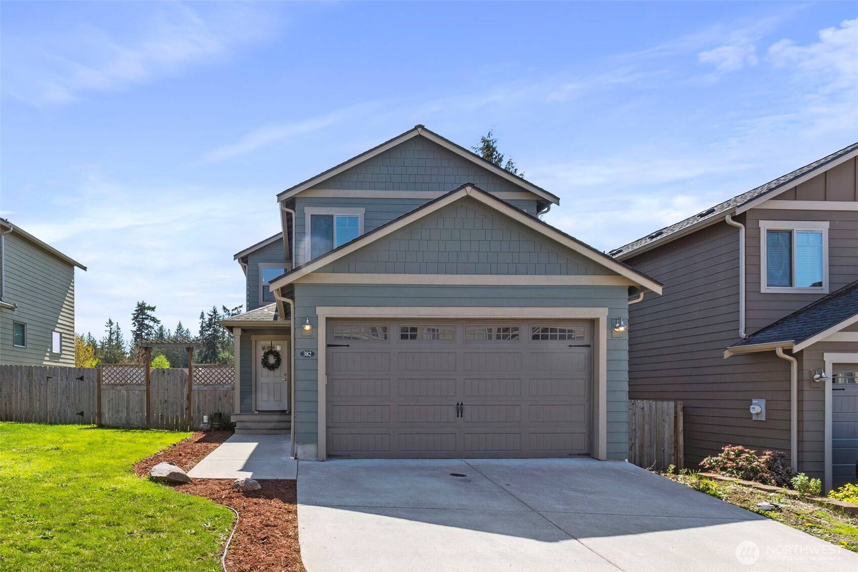 Poulsbo, WA 98370,382 NE Ohenry CT