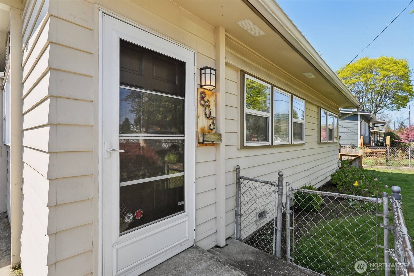 Renton, WA 98056,803 Edmonds AVE NE
