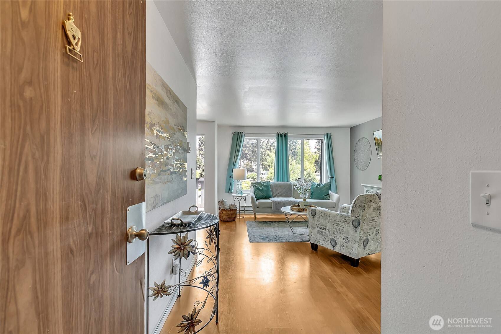 Kenmore, WA 98028,7217 NE 175th ST #211