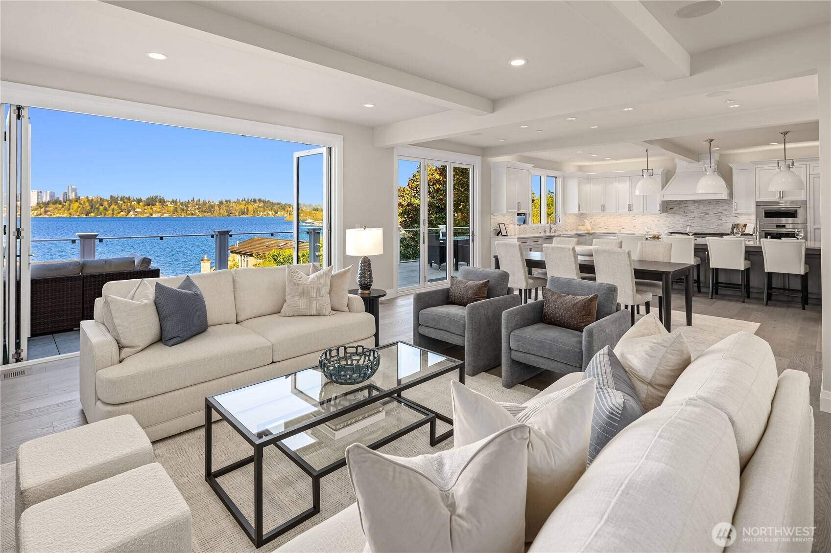 Mercer Island, WA 98040,7254 N Mercer WAY