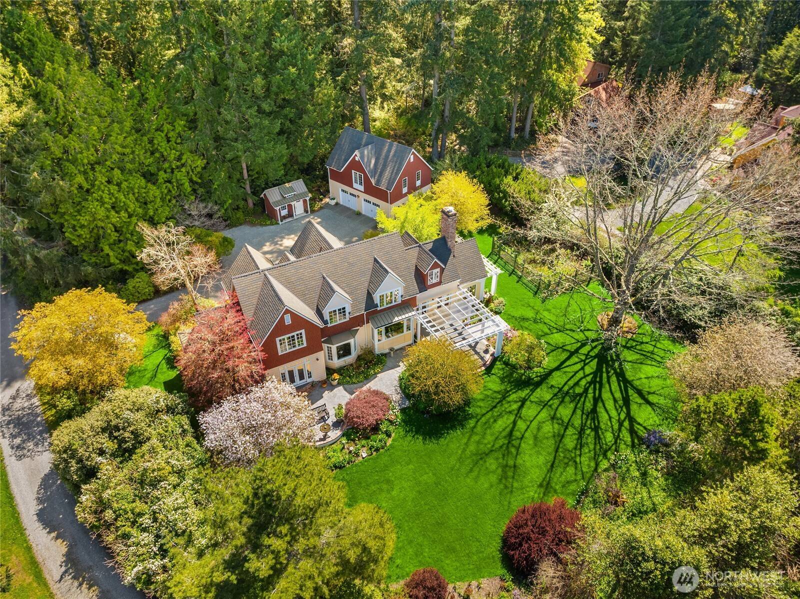Bainbridge Island, WA 98110,10565 Mandus Olson RD NE
