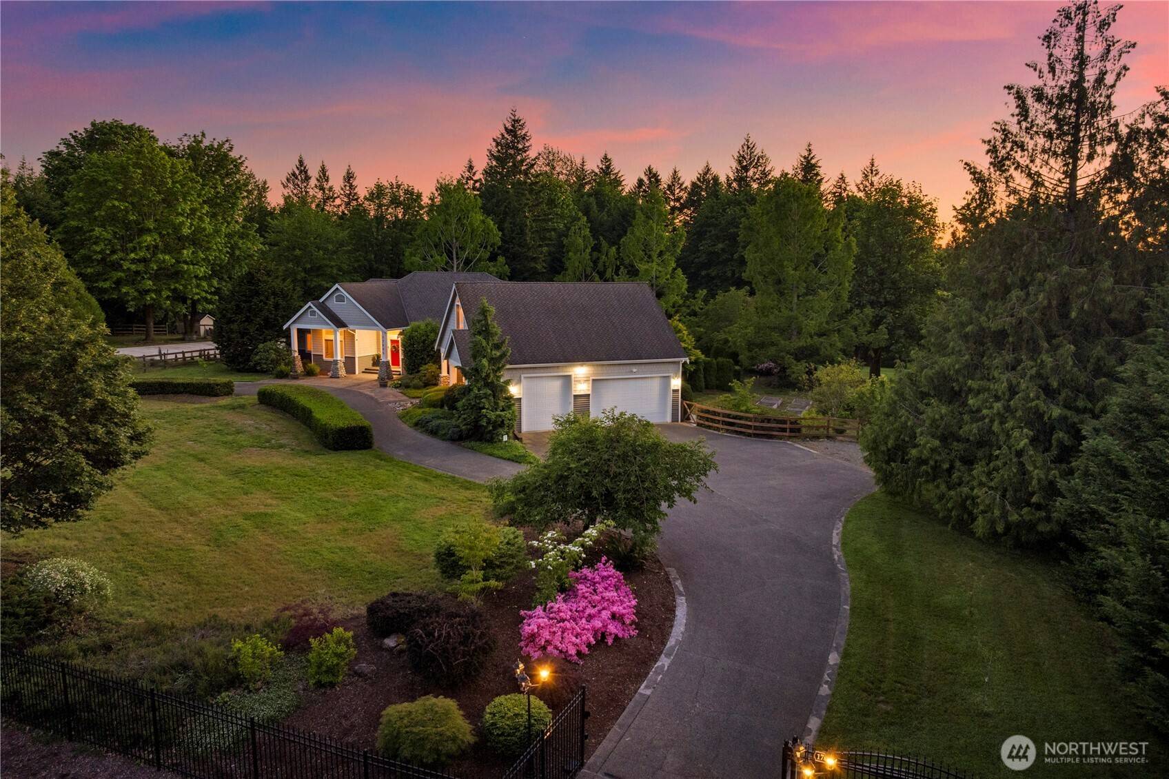 Maple Valley, WA 98038,17605 244th AVE SE