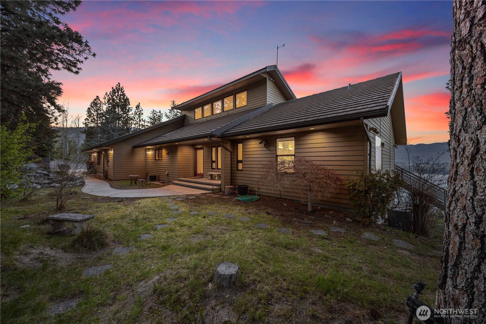 Chelan, WA 98816,7440 Navarre DR