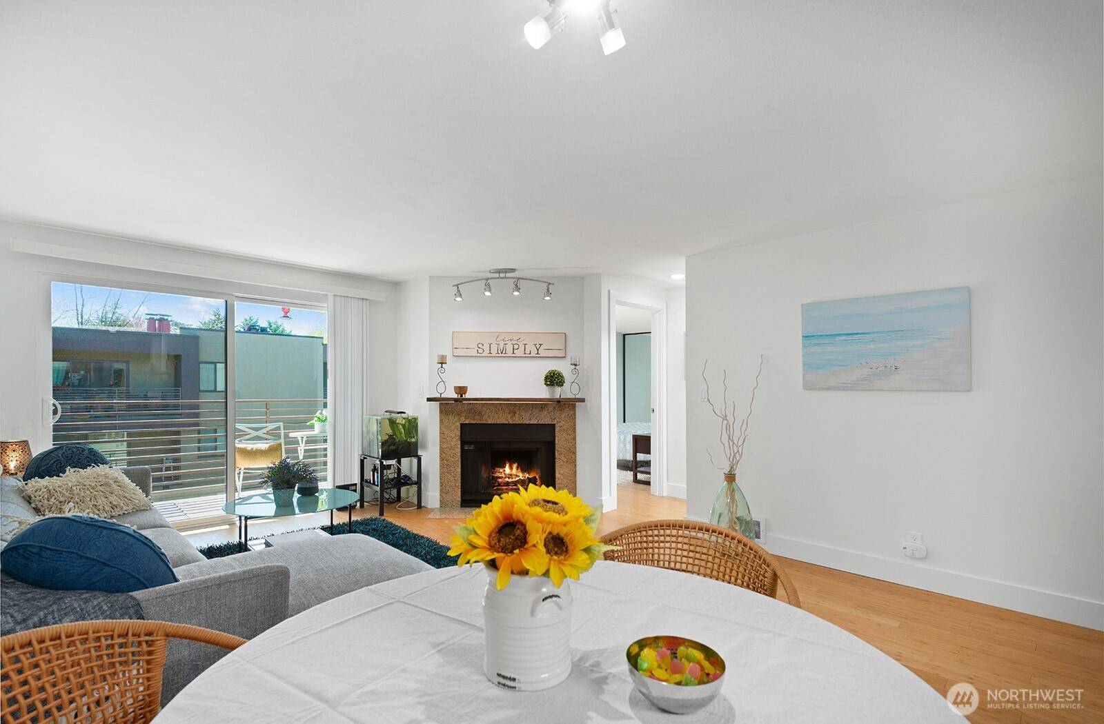 Seattle, WA 98115,7323 Sand Point WAY NE #311